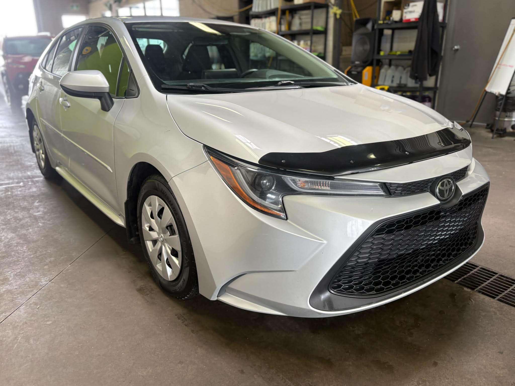 2022 Toyota Corolla LE — снимка 1