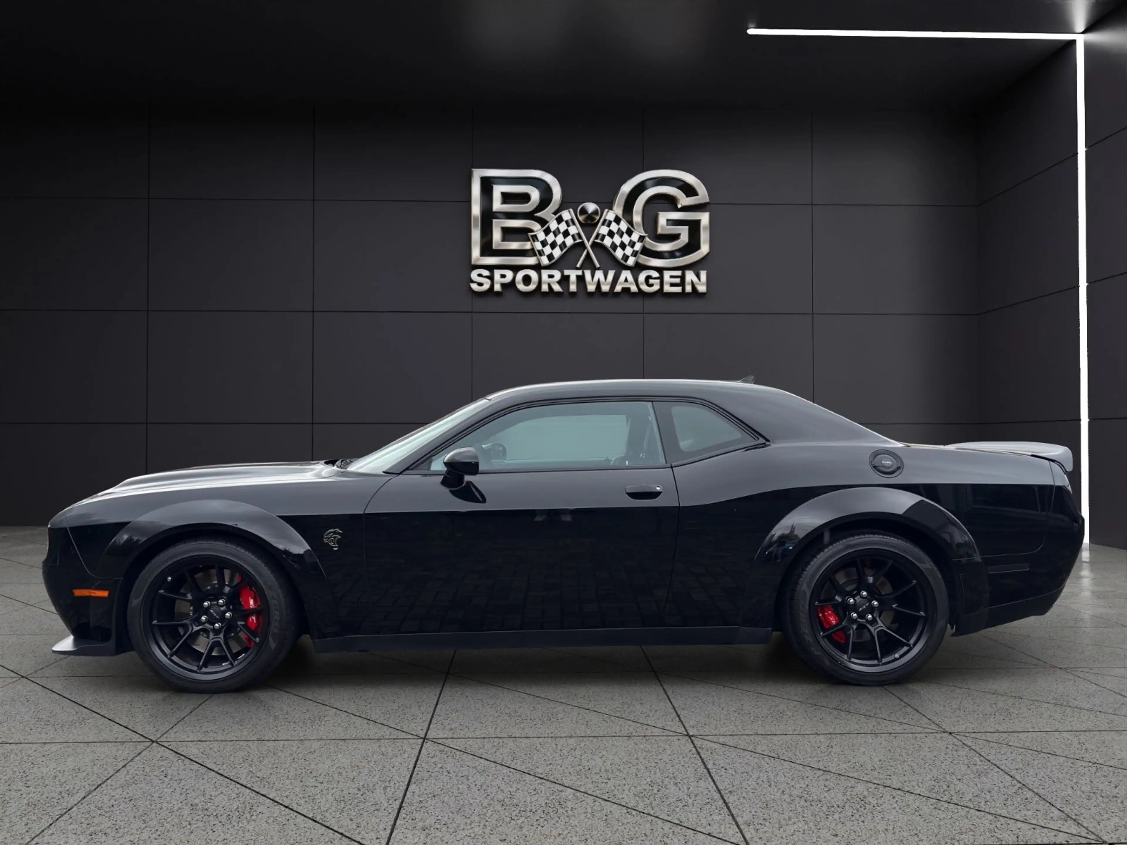 Dodge Challenger Hellcat Redeye Jailbreak Widebody — photo 4