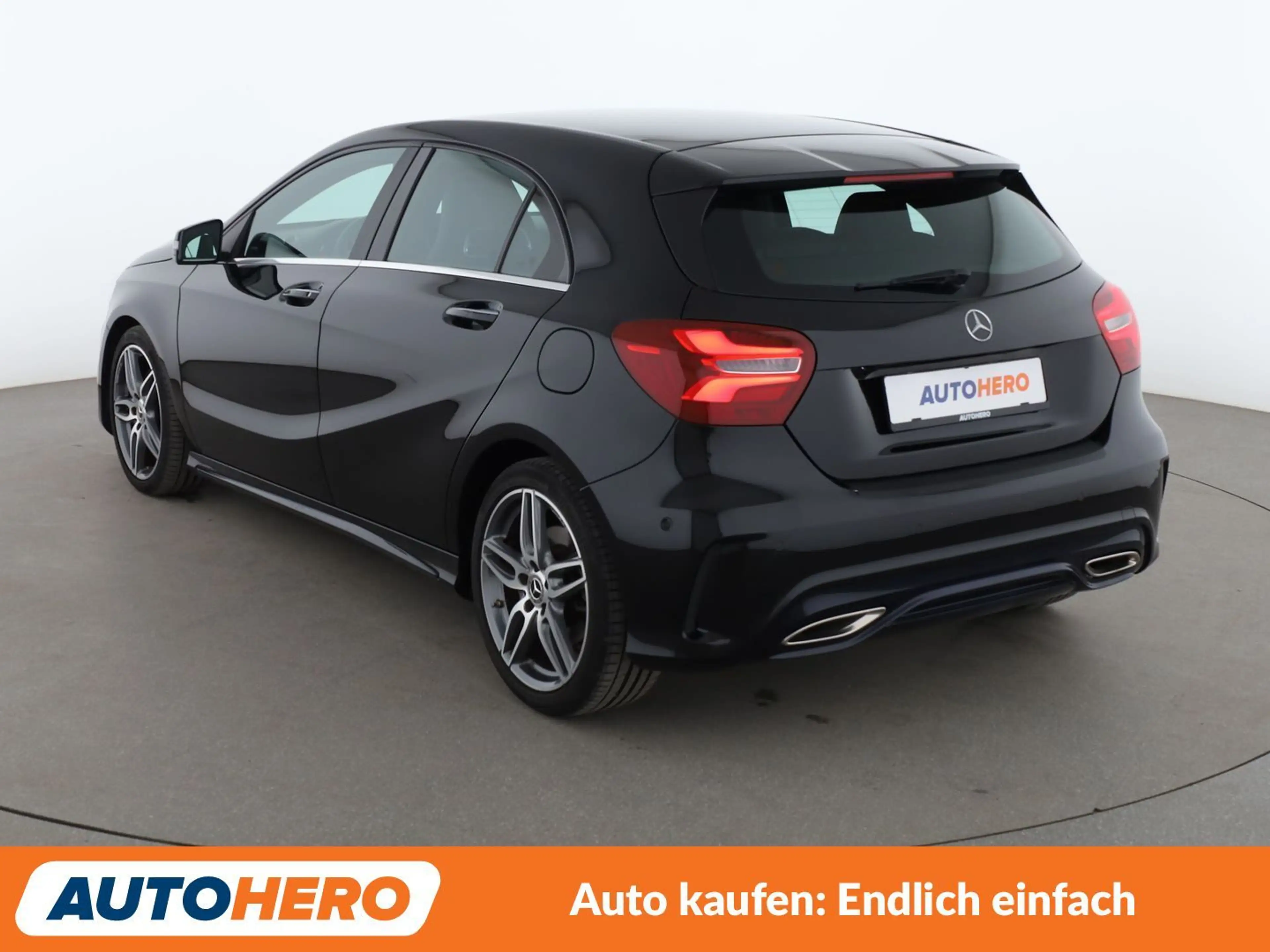 Mercedes-Benz A 220 4Matic AMG Sport Aut.*LED*ACC*CAM*PDC*SHZ*KLIMA* — photo 4