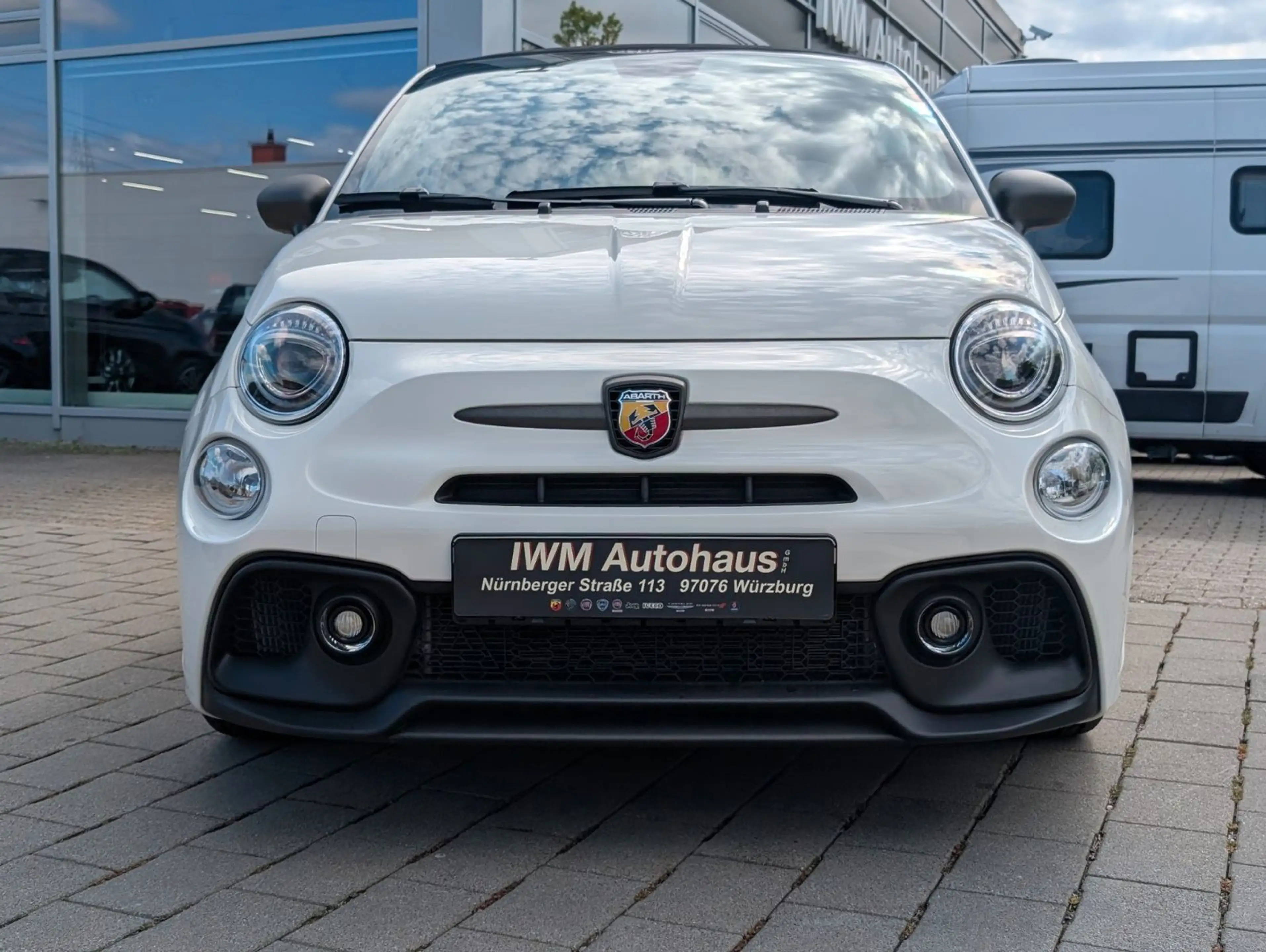 Abarth 595C Cabrio, Schalter, PDC — photo 3