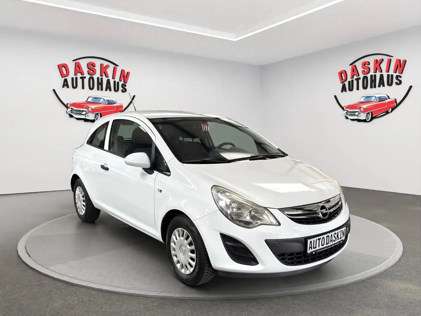 Opel Corsa D Selection*TÜV+AU NEU Weiß - 1