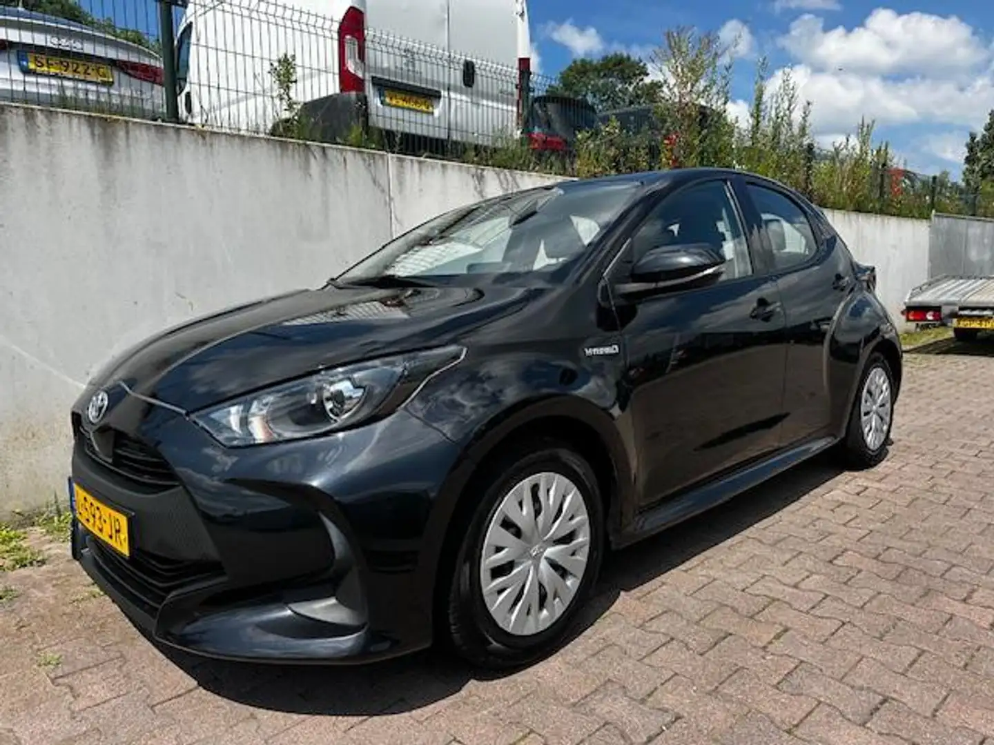 Toyota Yaris 1.5 Hybrid Active/CARPLAY/NAVI/CAMERA/NL AUTO/NAP/ Negro - 2