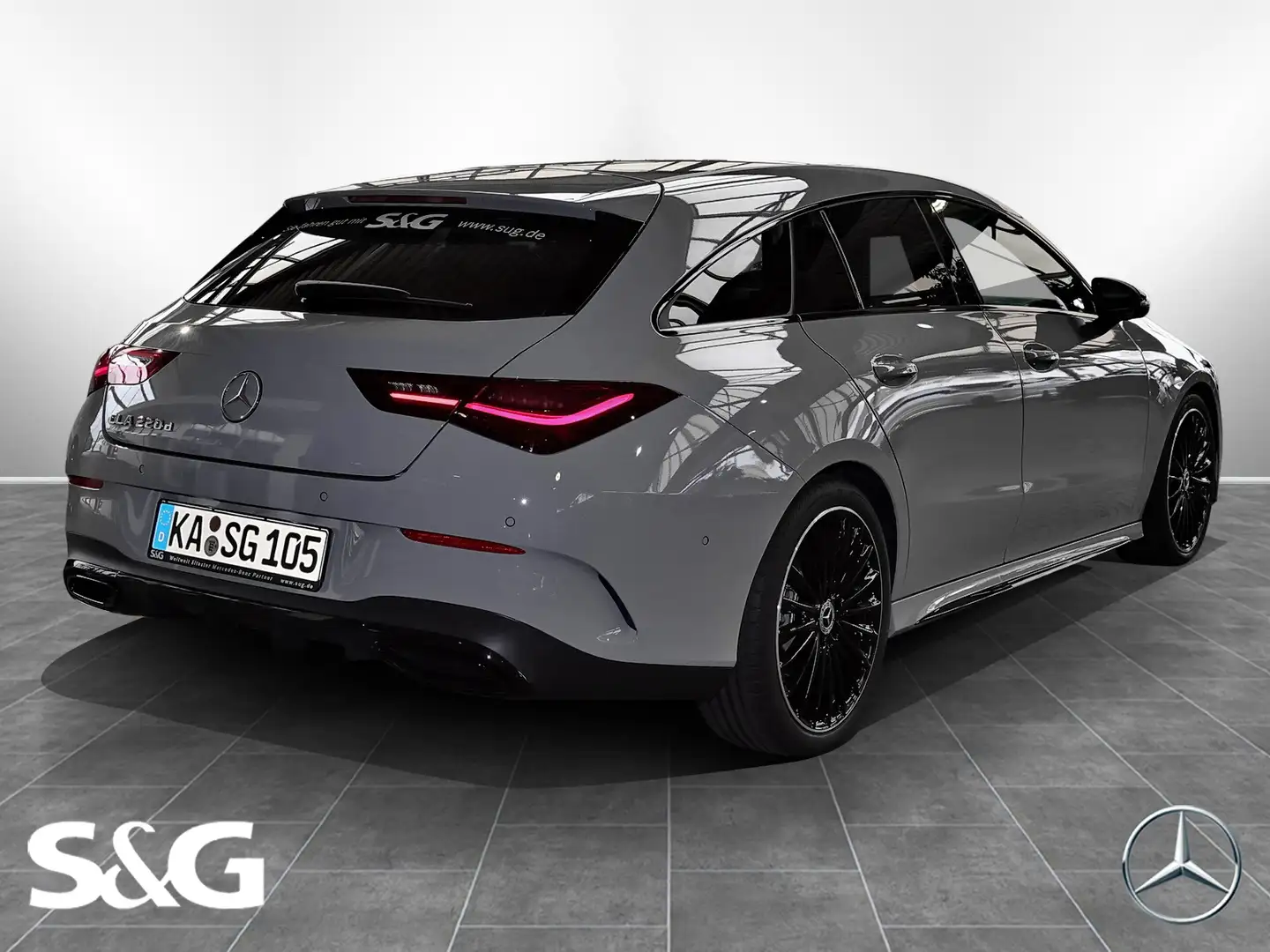 Mercedes-Benz CLA 220 d AMG MBUX+RüKam+AHK+Pano Grau - 2