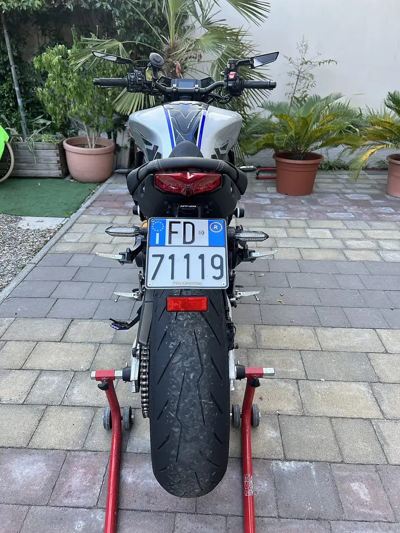 Yamaha MT-09 SP Blu/Azzurro - 1