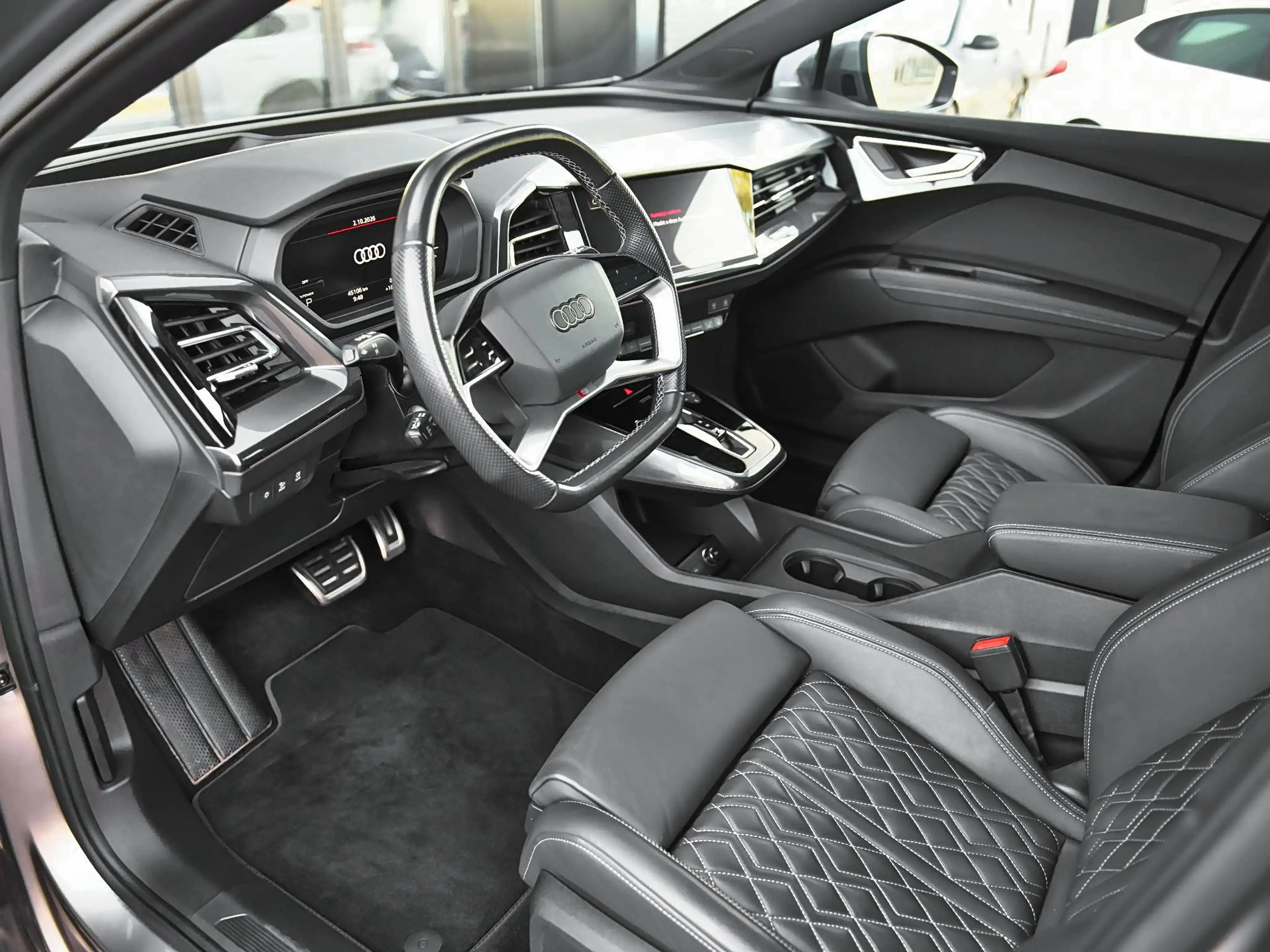 Audi Q4 e-tron 50 quattro S-Line 77 kWh Leren Bekleding Panoramad — photo 3