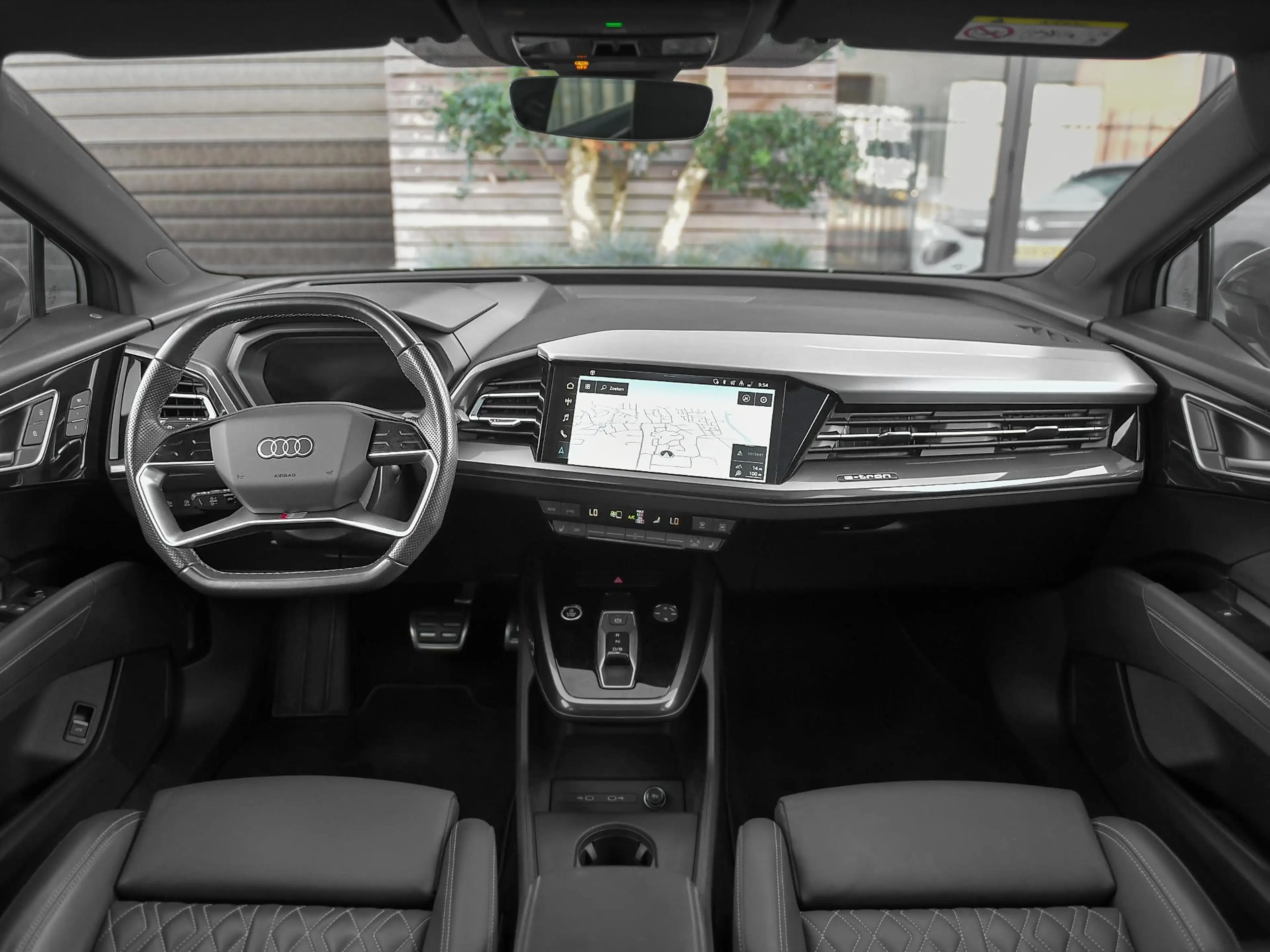 Audi Q4 e-tron 50 quattro S-Line 77 kWh Leren Bekleding Panoramad — photo 12