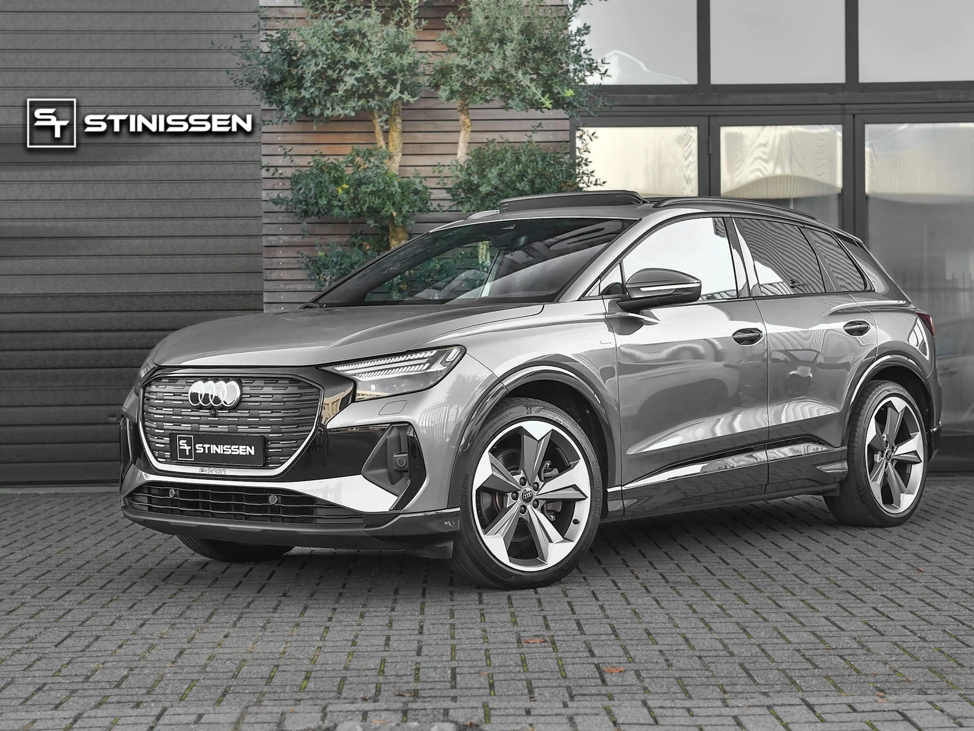 Audi Q4 e-tron 50 quattro S-Line 77 kWh Leren Bekleding Panoramad