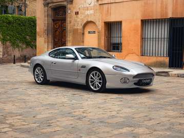 V12 Vantage