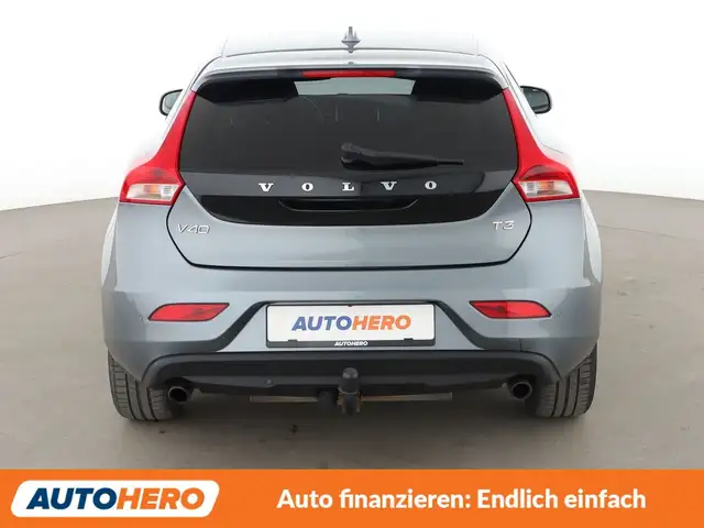 Volvo V40 view 5