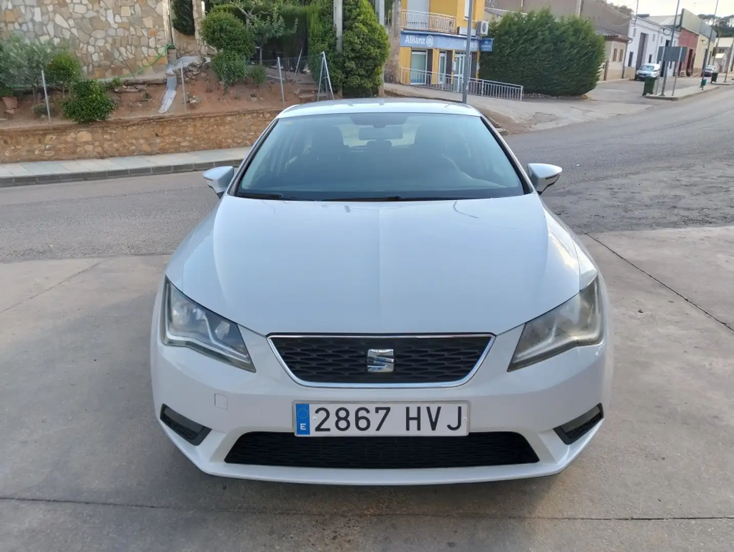 SEAT Leon ST 1.6TDI CR S&S Style 105 Blanco - 1