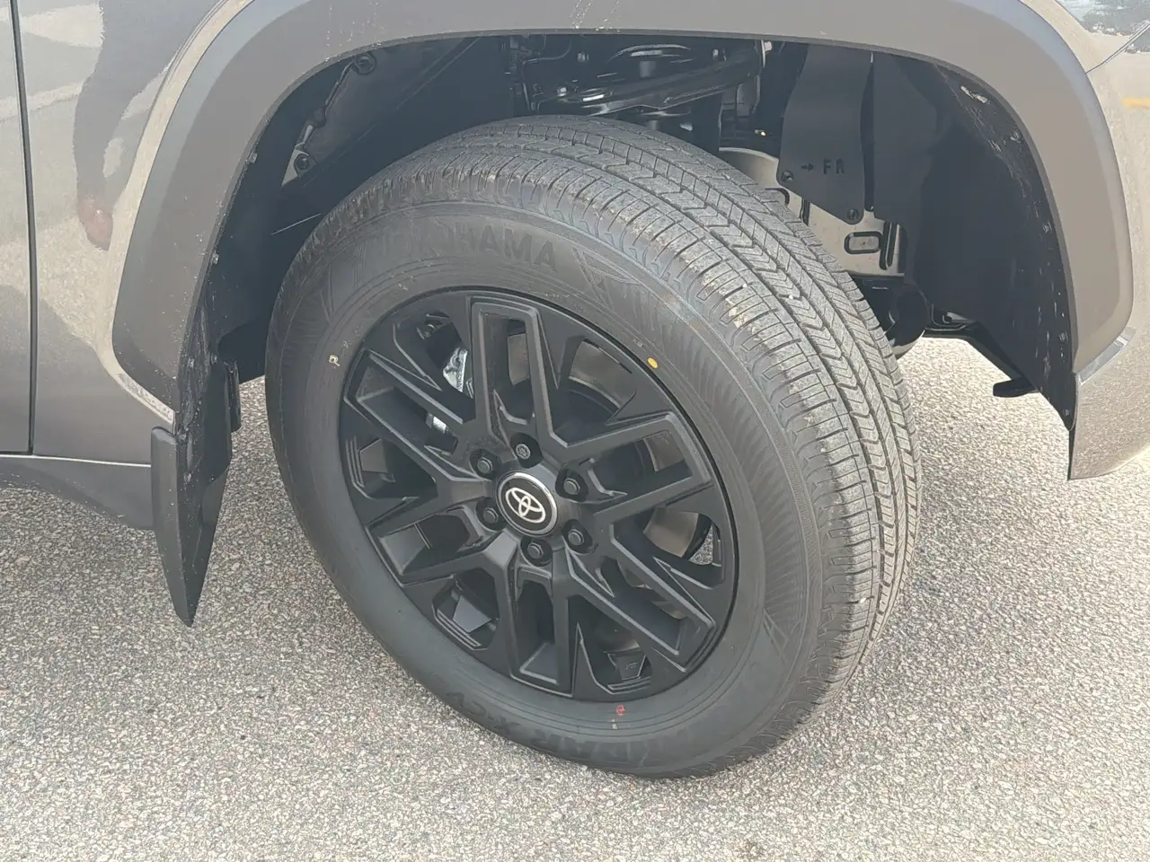Toyota Tundra снимка Toyota Tundra