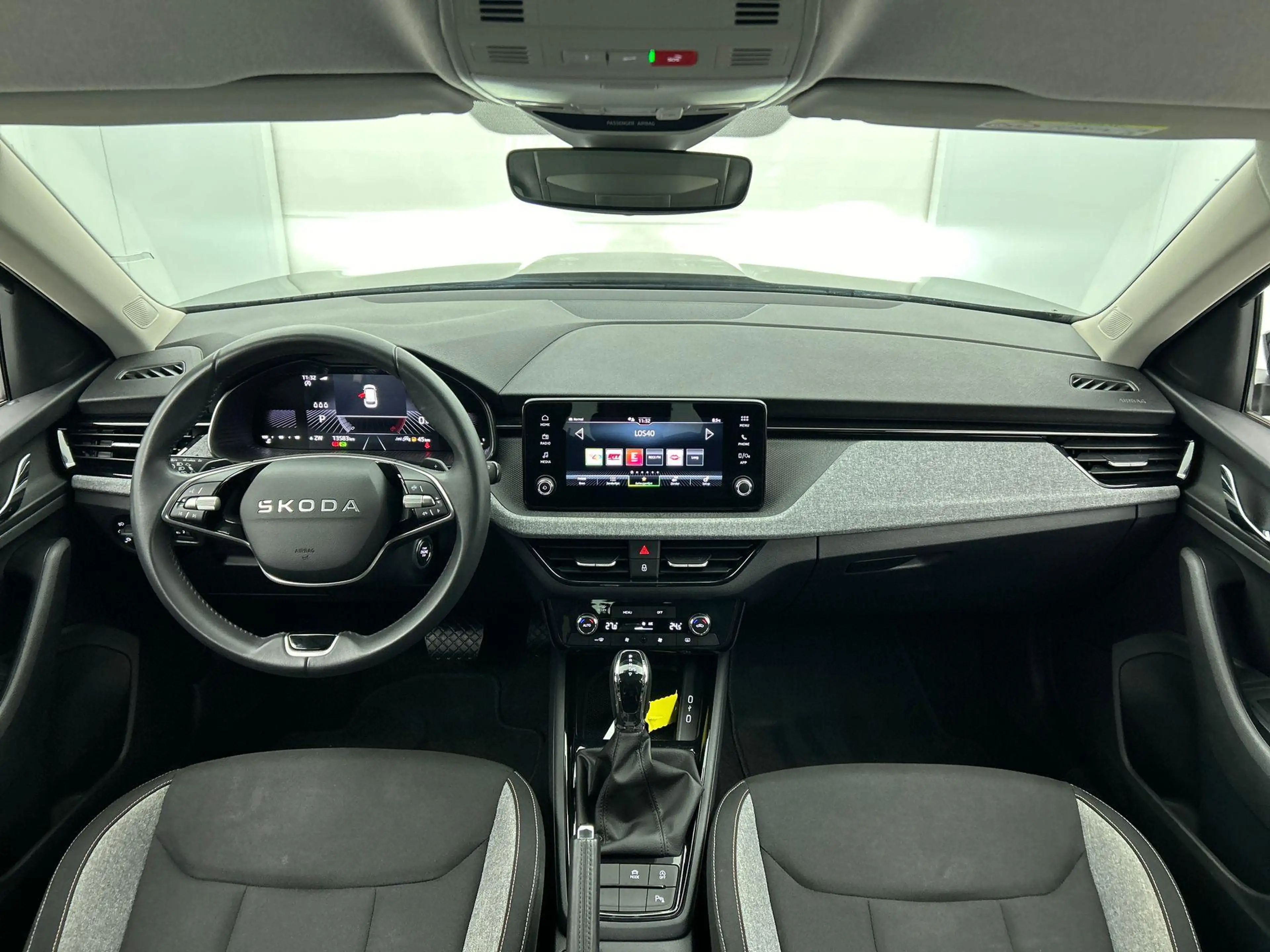 Skoda Kamiq 1.0 TSI 115pk Business Edition DSG Navigatie Clima — photo 11