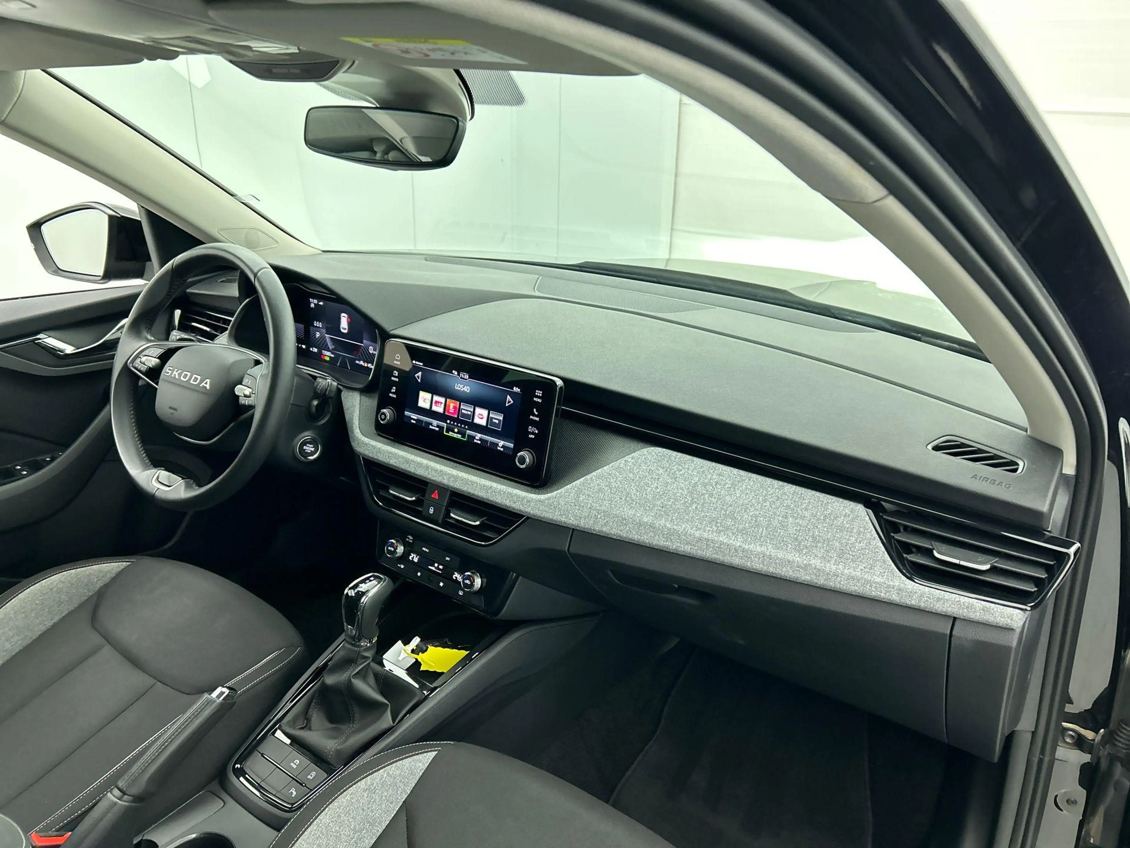 Skoda Kamiq 1.0 TSI 115pk Business Edition DSG Navigatie Clima — photo 12