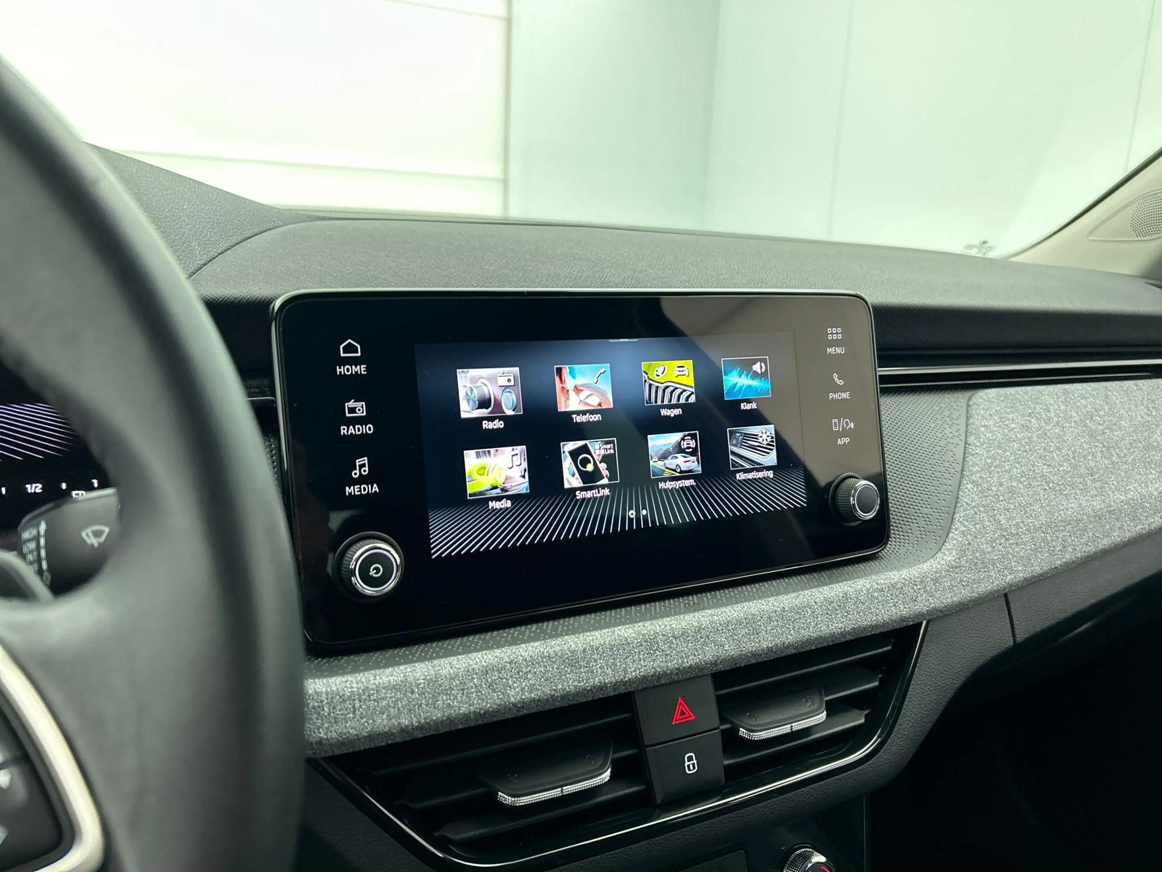 Skoda Kamiq 1.0 TSI 115pk Business Edition DSG Navigatie Clima — photo 3