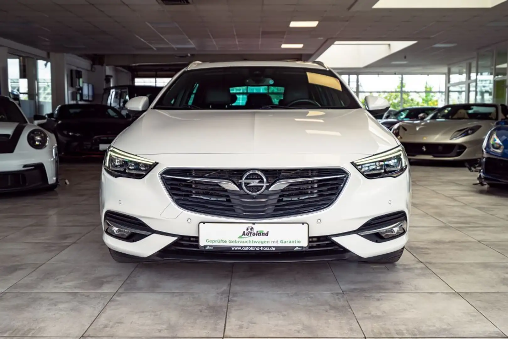 Opel Insignia Sports Tourer 2.0 Diesel Aut.Innovation Weiß - 2