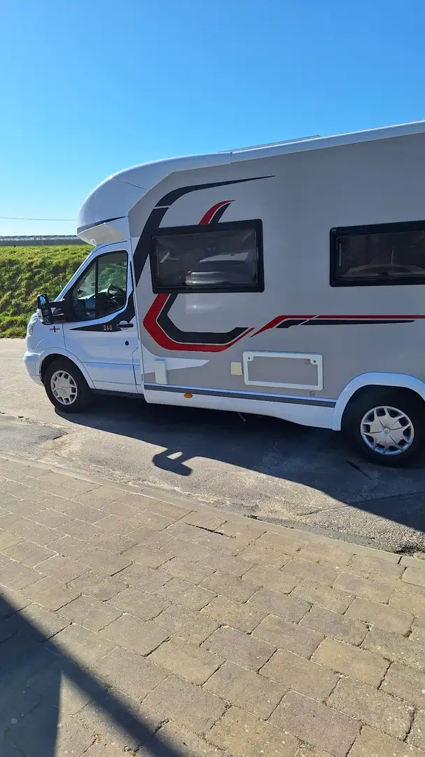 Ford motorhome - 2