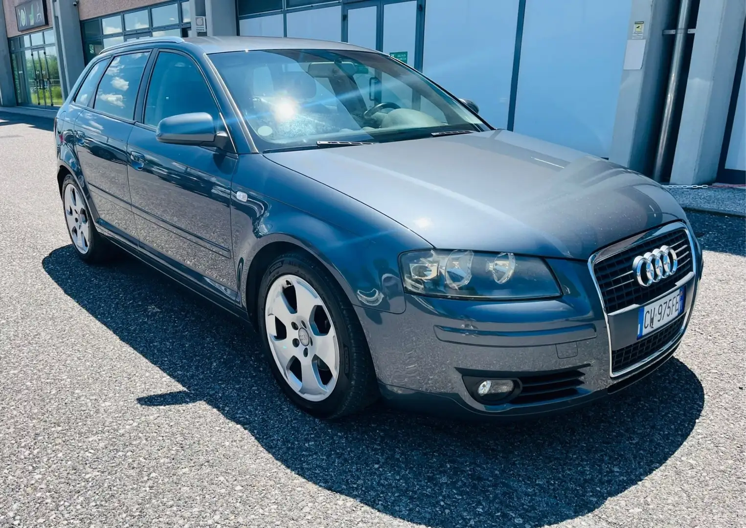 Audi A3 Sportback 2.0 tdi Ambiente - 1