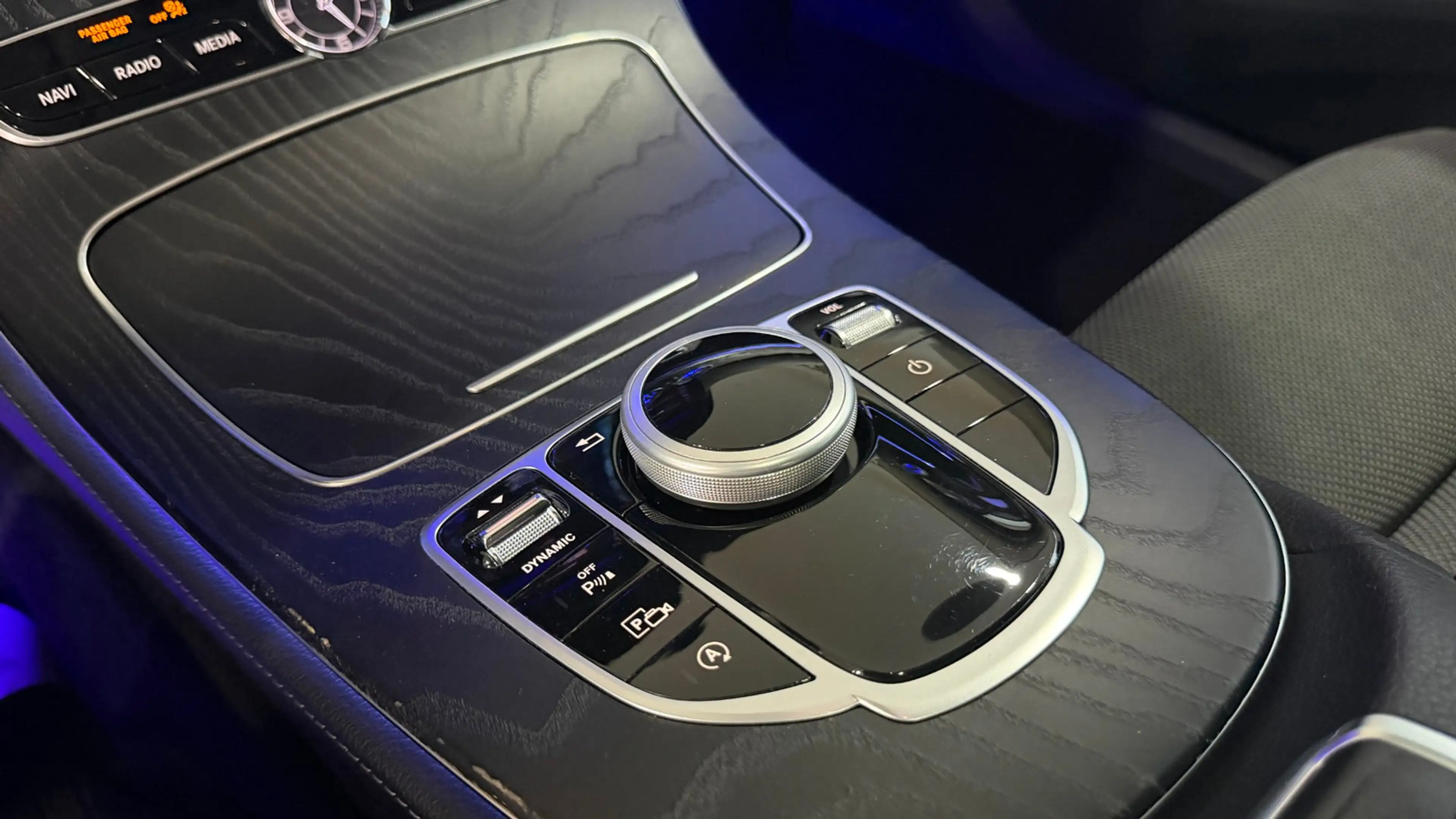 Mercedes-Benz E 220 d 9G WIDESCREEN*AMBIENTE — photo 15