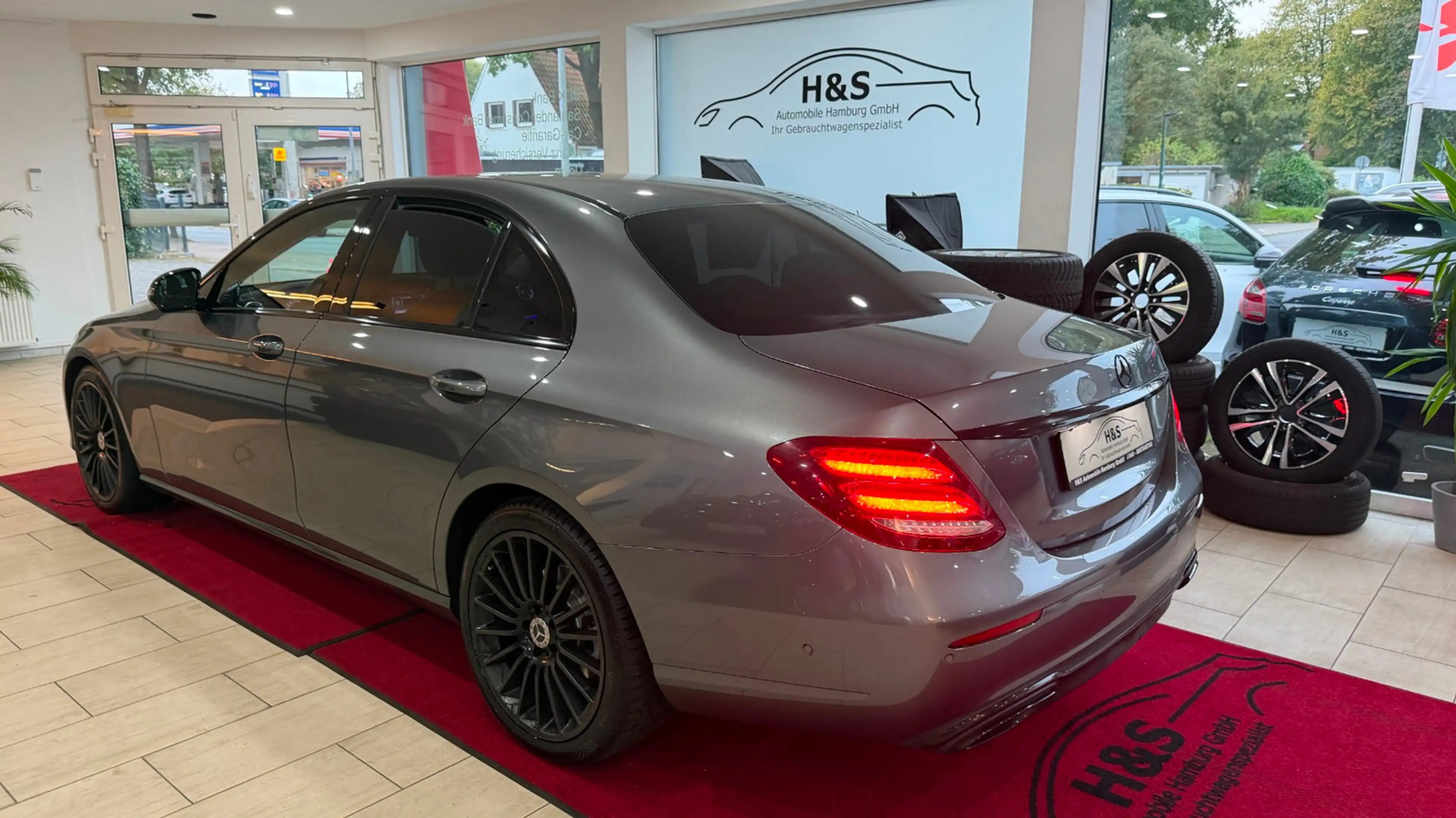 Mercedes-Benz E 220 d 9G WIDESCREEN*AMBIENTE — photo 4