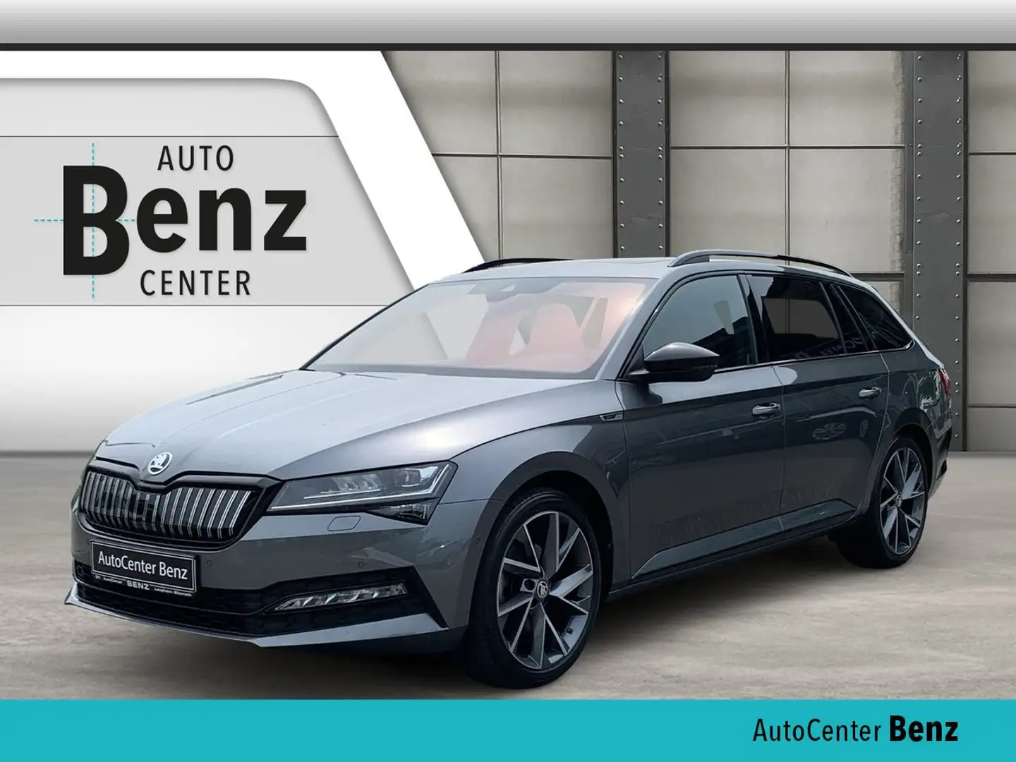 Skoda Superb Combi Sportline iV SH*DCC*AHK*PANO*NAVI* Klima Grijs - 1