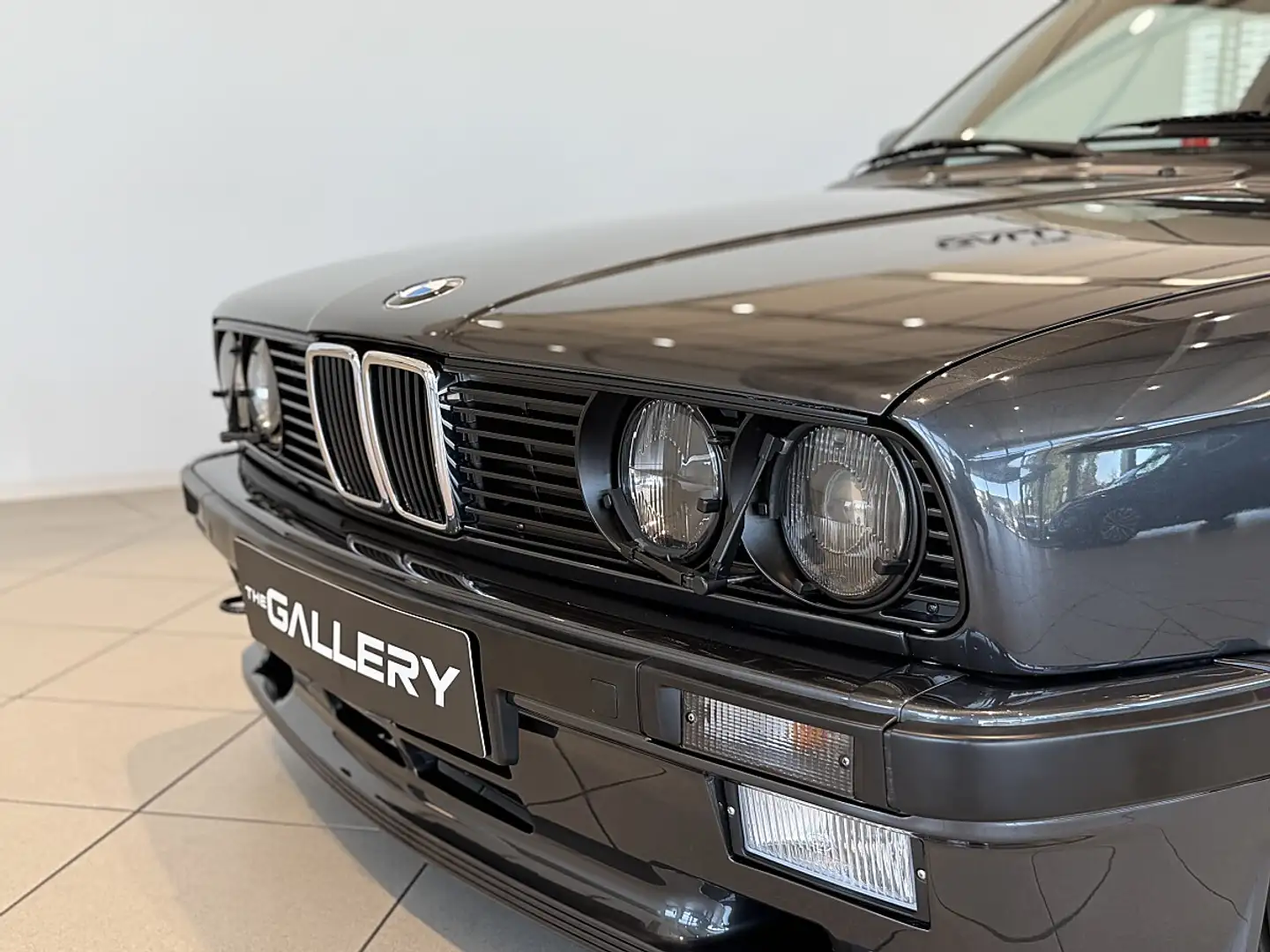 BMW 325 i E30 *M-Technic*Note 1*Sitzheizung*Klimaanlage... Schwarz - 2