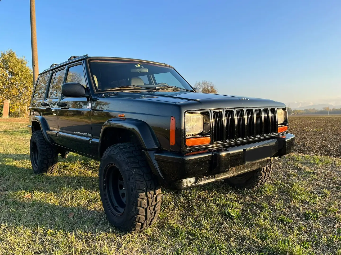 Jeep Cherokee Cherokee 5p 2.5 td Limited Zwart - 2
