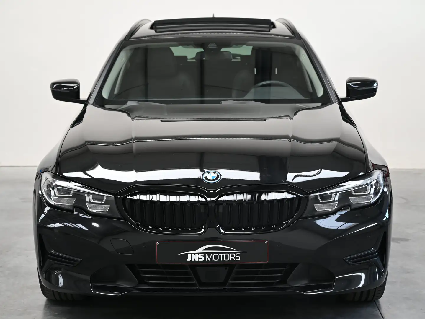 BMW 330 LED/Pano/Carplay/Trekhaak/Virtual Cockpit/Sport Schwarz - 2