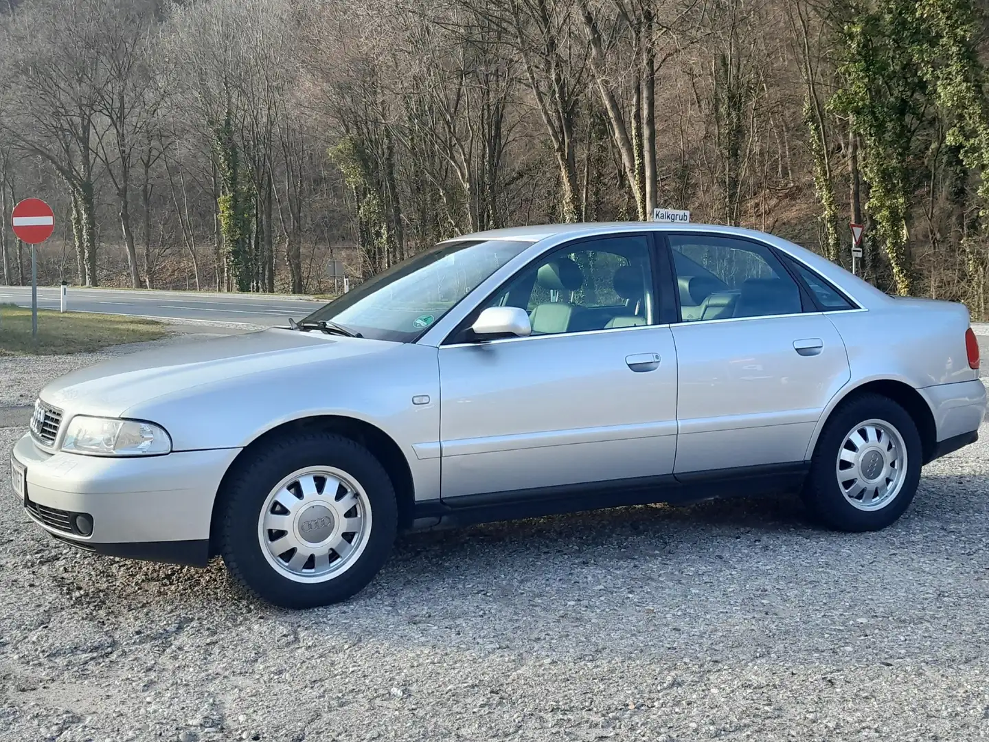 Audi A4 A4 quattro 2,8 5V Aut. Silber - 1