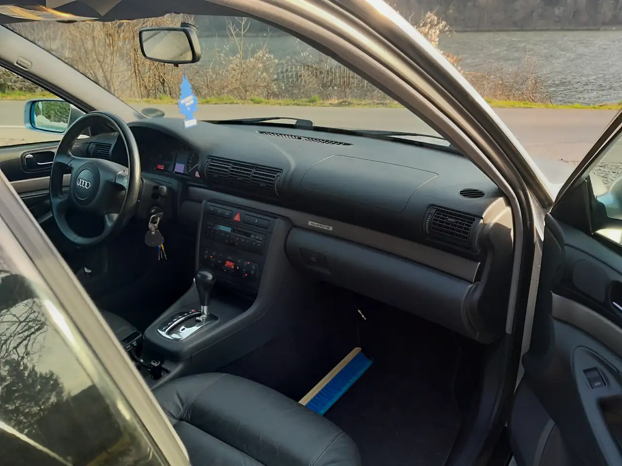 Audi A4 quattro 2,8 5V Aut., foto 8