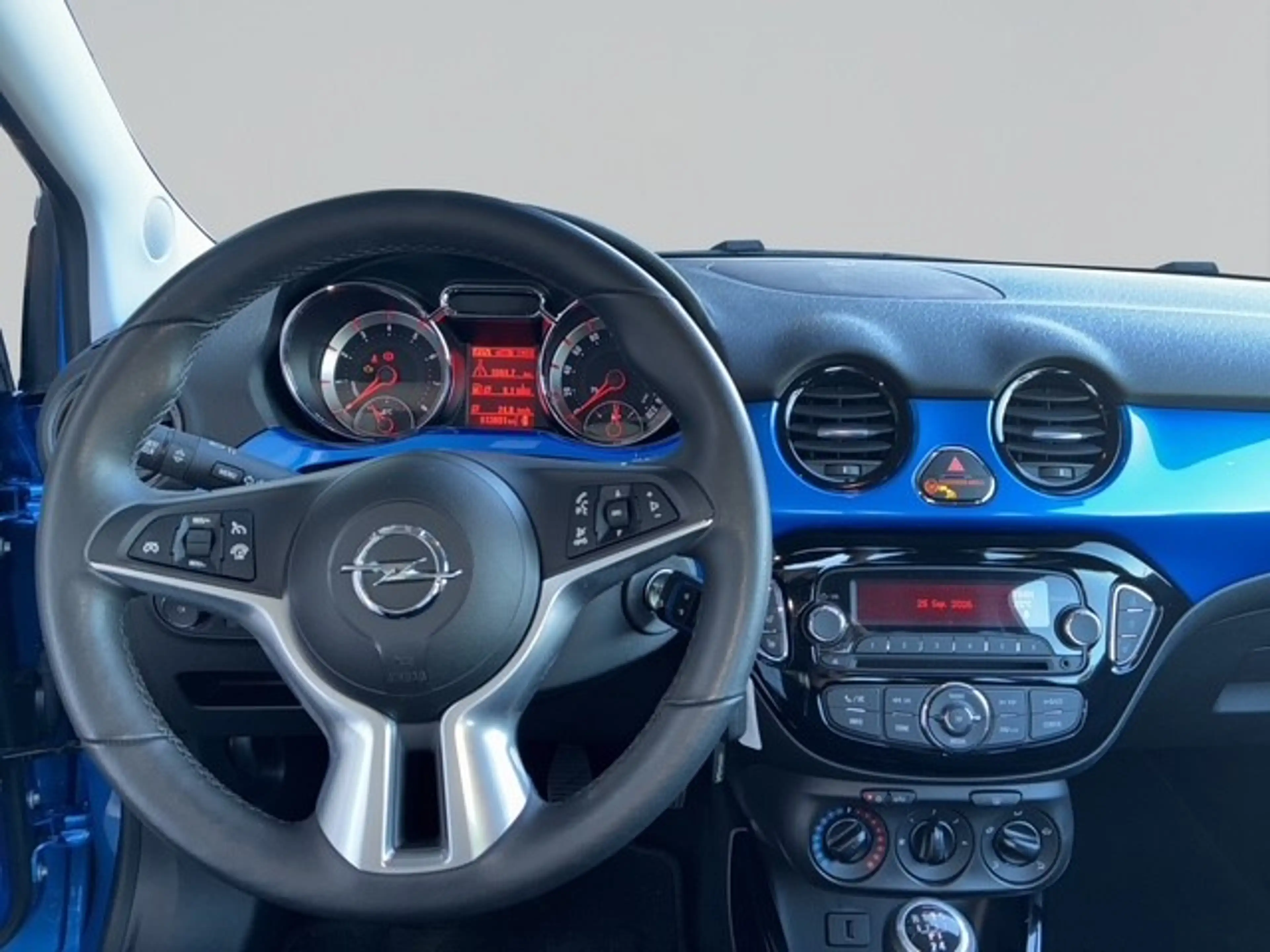 Opel Adam 1.2 Jam — photo 6