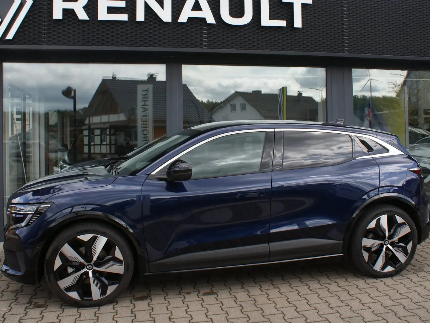 Renault Megane E-Tech Techno Bleu - 1