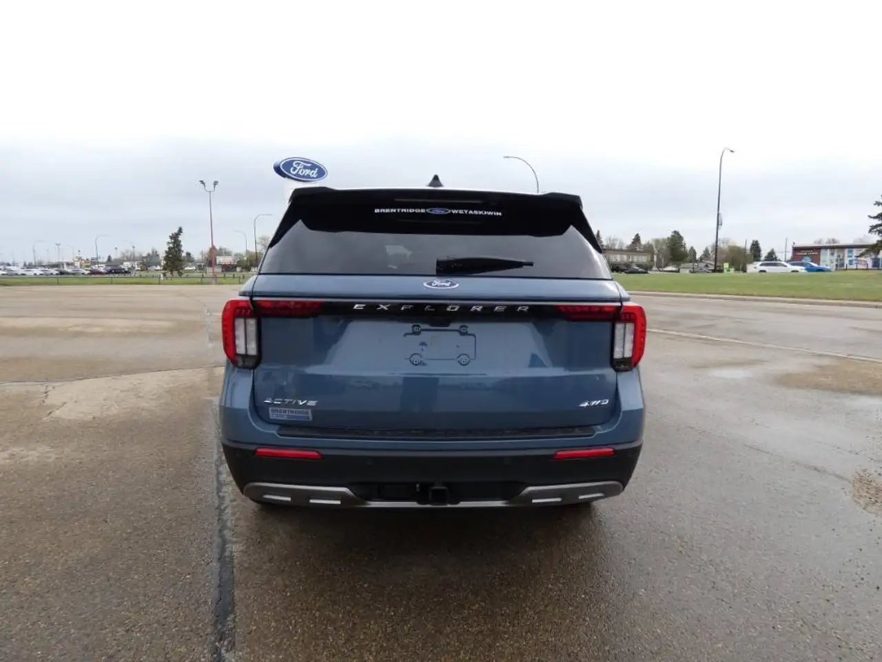 Ford Explorer снимка Ford Explorer