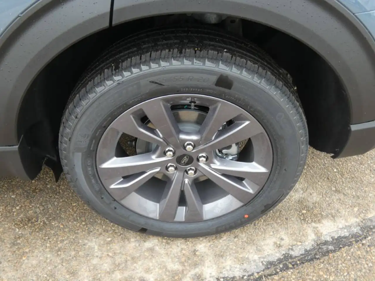 Ford Explorer снимка Ford Explorer