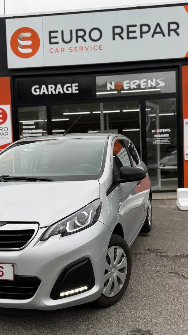 Peugeot 108 108 1.0 VTi Gris - 2