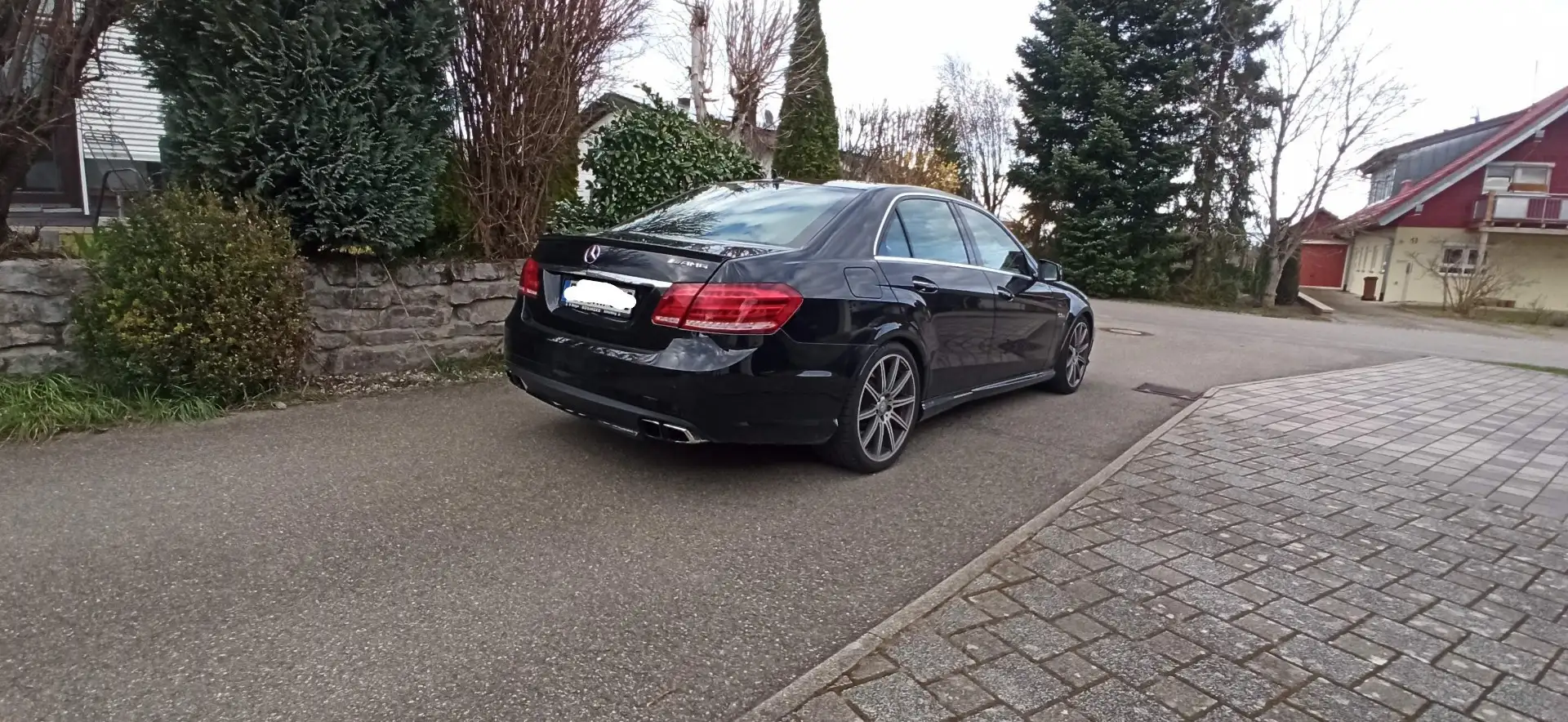 Mercedes-Benz E 63 AMG Performance Paket Carbon Massage Nachtsicht - 1