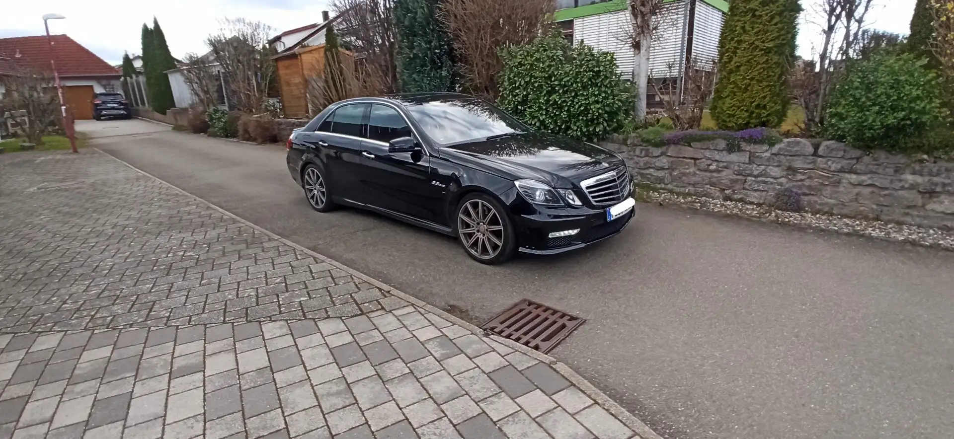 Mercedes-Benz E 63 AMG Performance Paket Carbon Massage Nachtsicht - 2