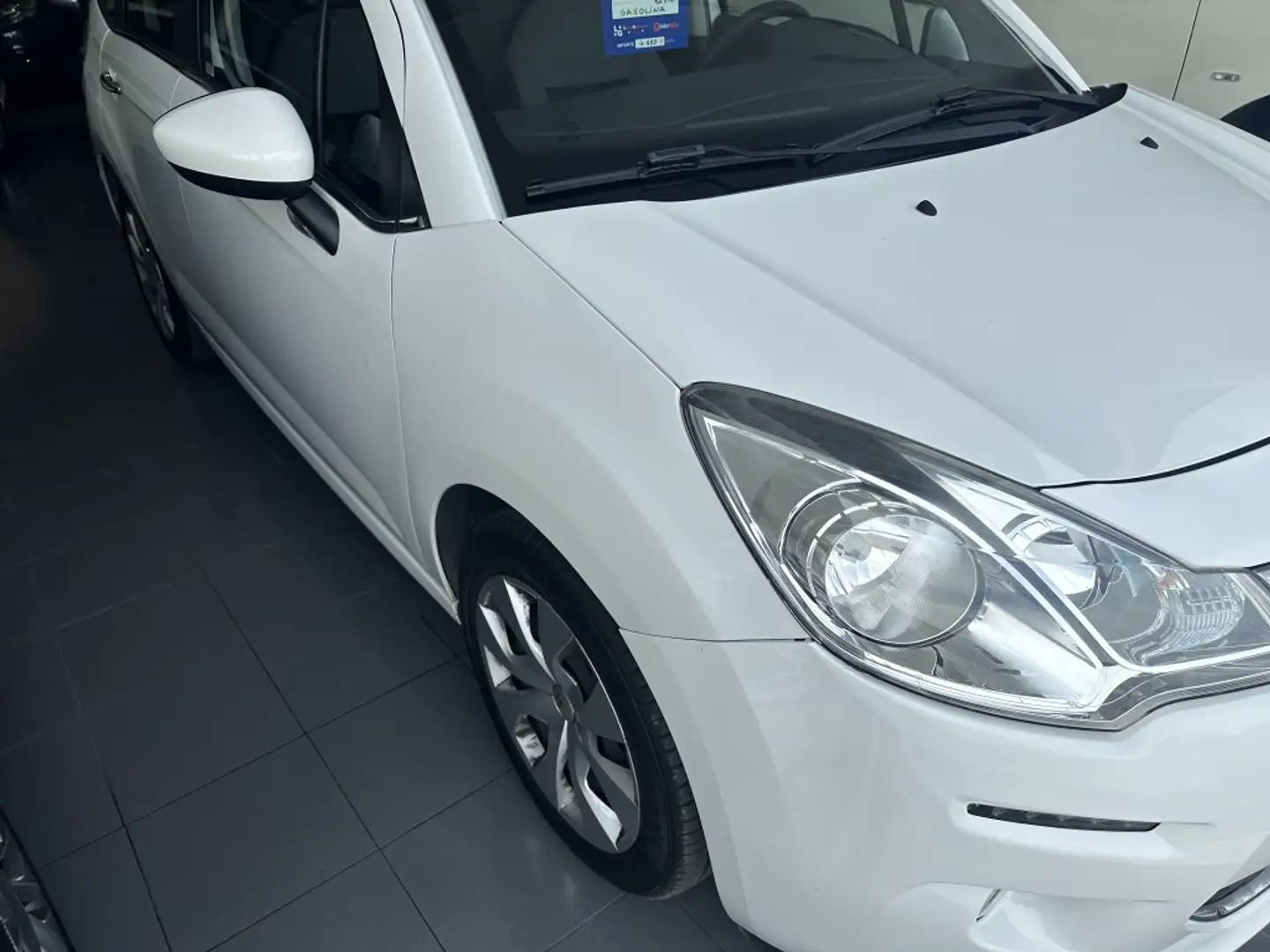 Citroen C3 1.2 PureTech Feel Edition 82 Blanco - 1