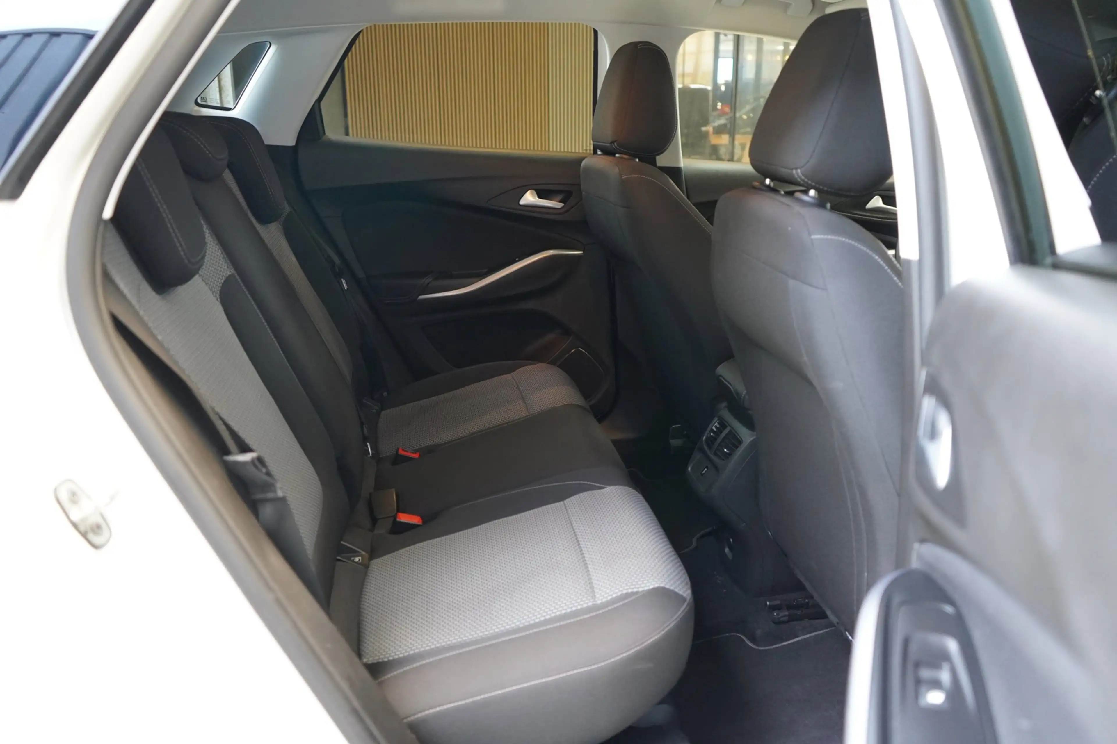 Opel Grandland X 1.2 Turbo Business Edition | AUT | CRUISE | TREKHA — photo 20