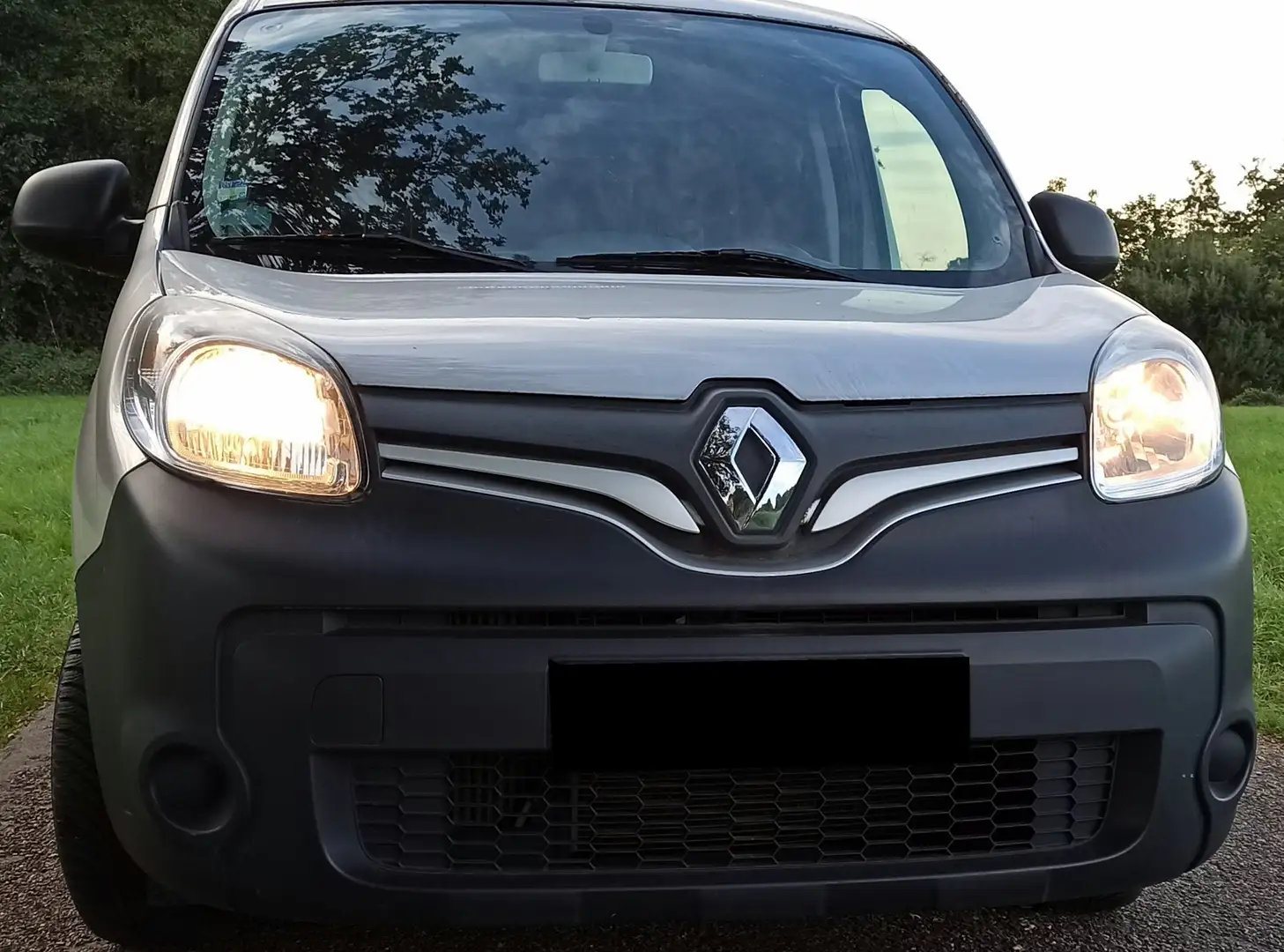 Renault Kangoo Kangoo dCi 90 *NAVI*Klima* 1.Hd.*Zahnriemenwechsel Grau - 1