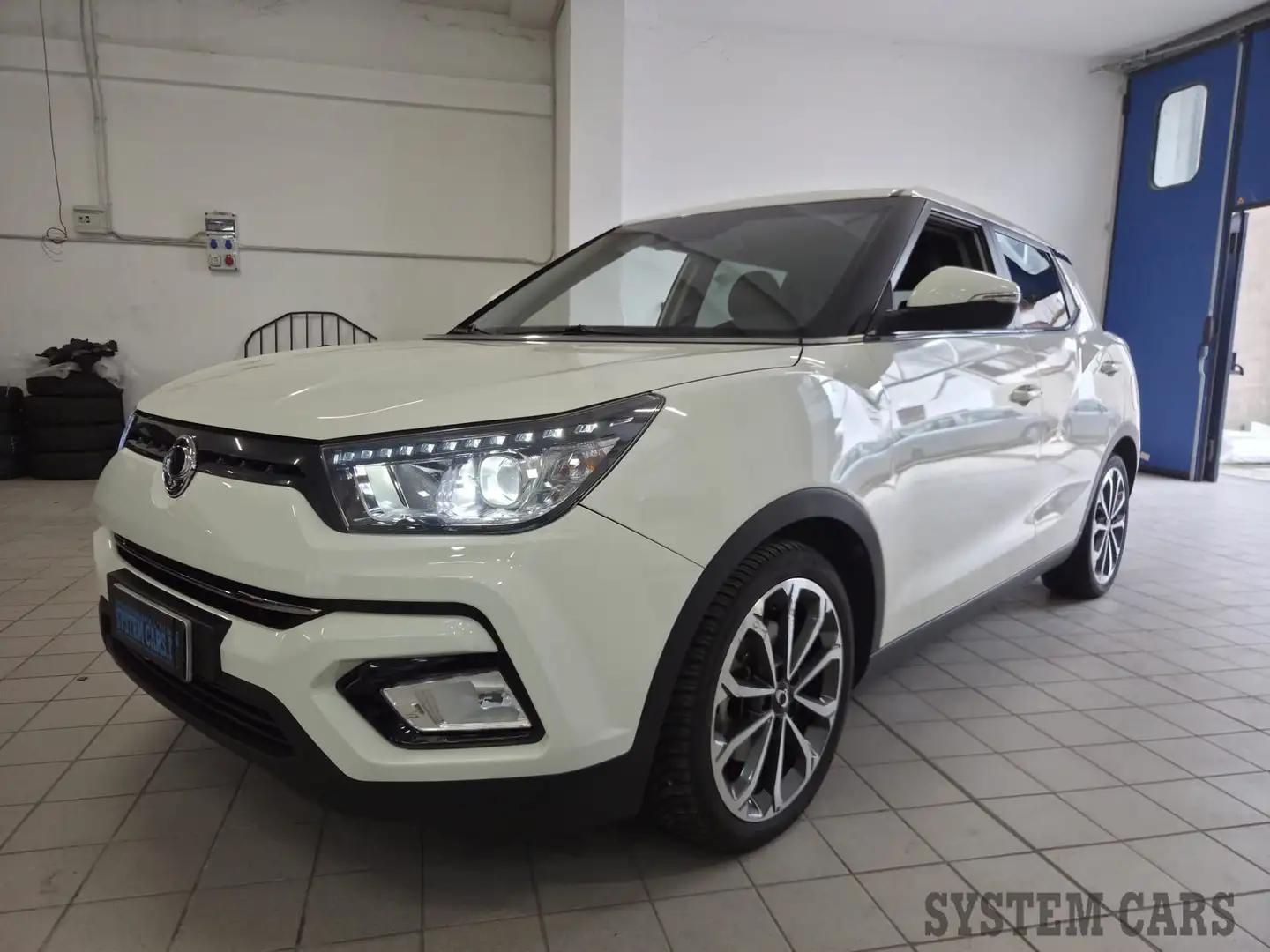 SsangYong Tivoli Tivoli 1.6 4WD Bi-fuel GPL Icon - AUTOMATICA - 1