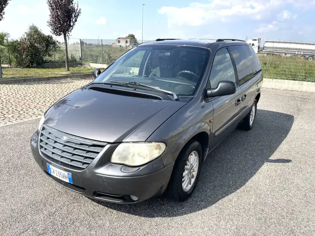 Chrysler Voyager 2.8 crd LX Leather