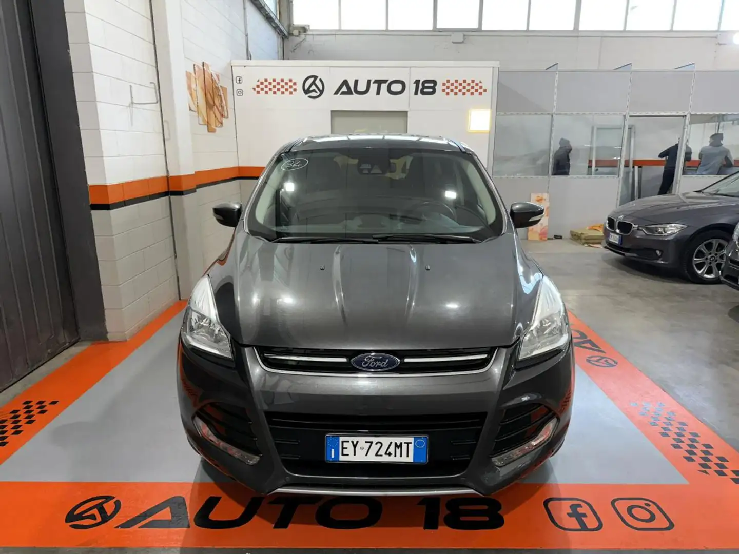 Ford Kuga 1.5 EcoBoost 150 CV  Titanium+Tagliandi Ufficiali! Grigio - 2