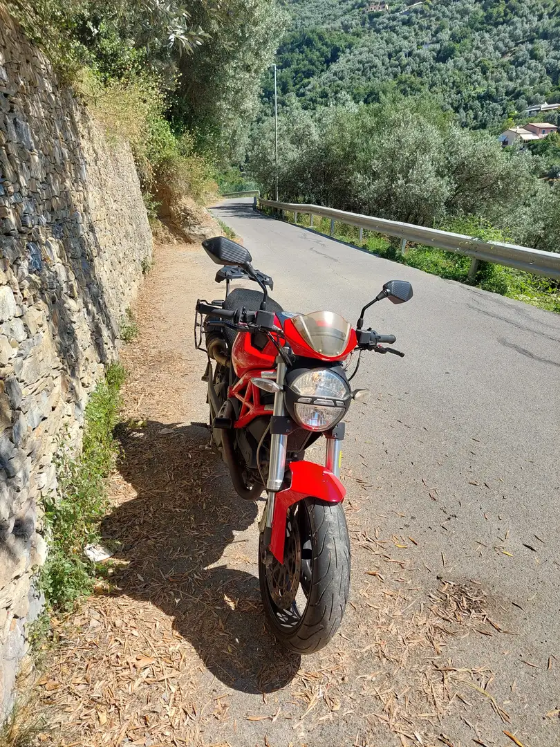 Ducati Monster 696 Plus Rouge - 2