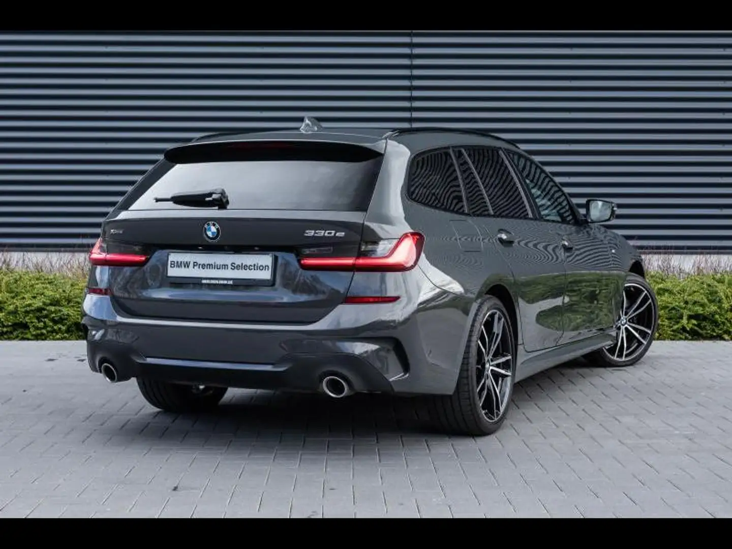 BMW 330 M-Sport Grijs - 2