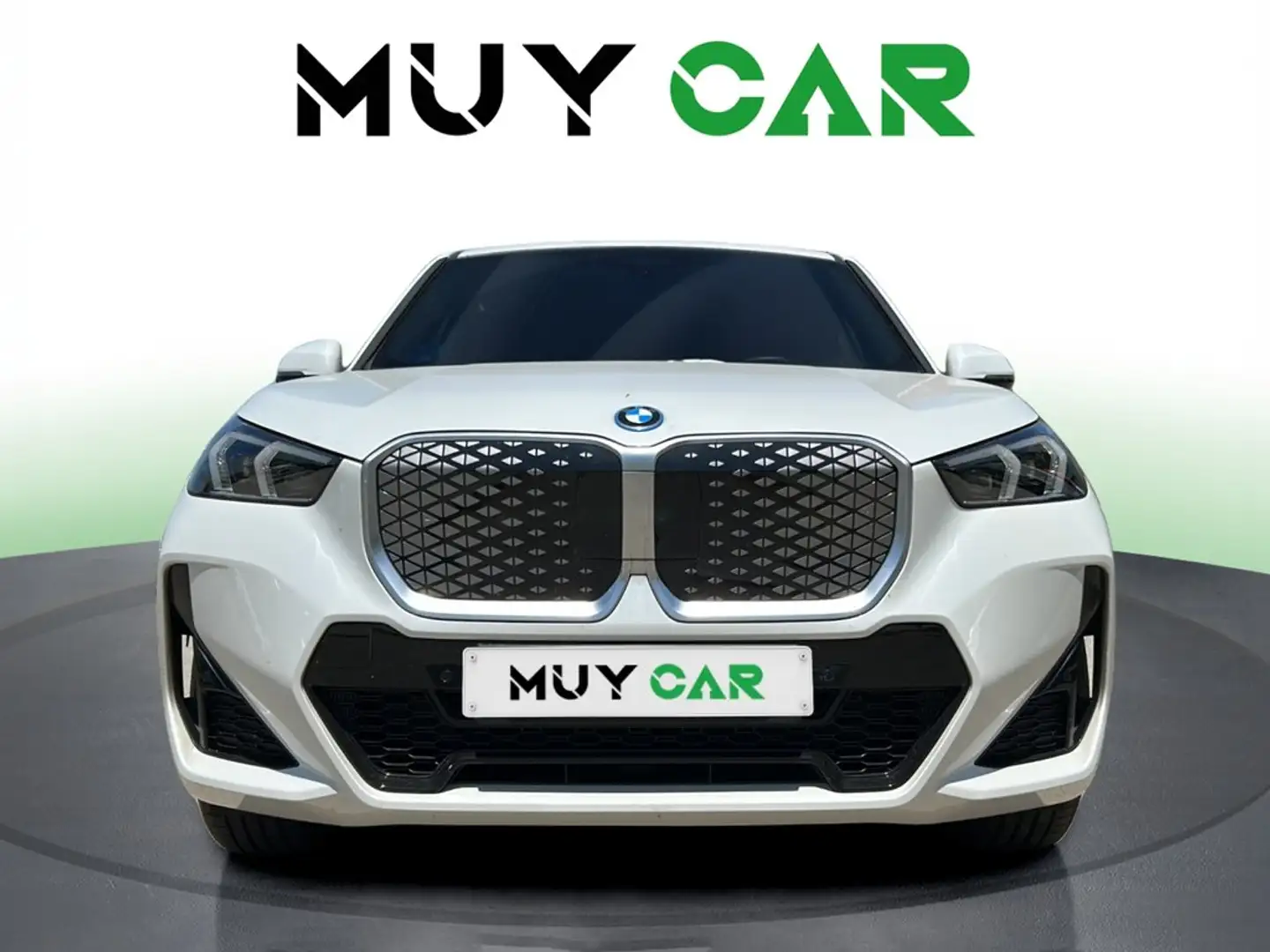 BMW iX1 eDrive20 Blanco - 2