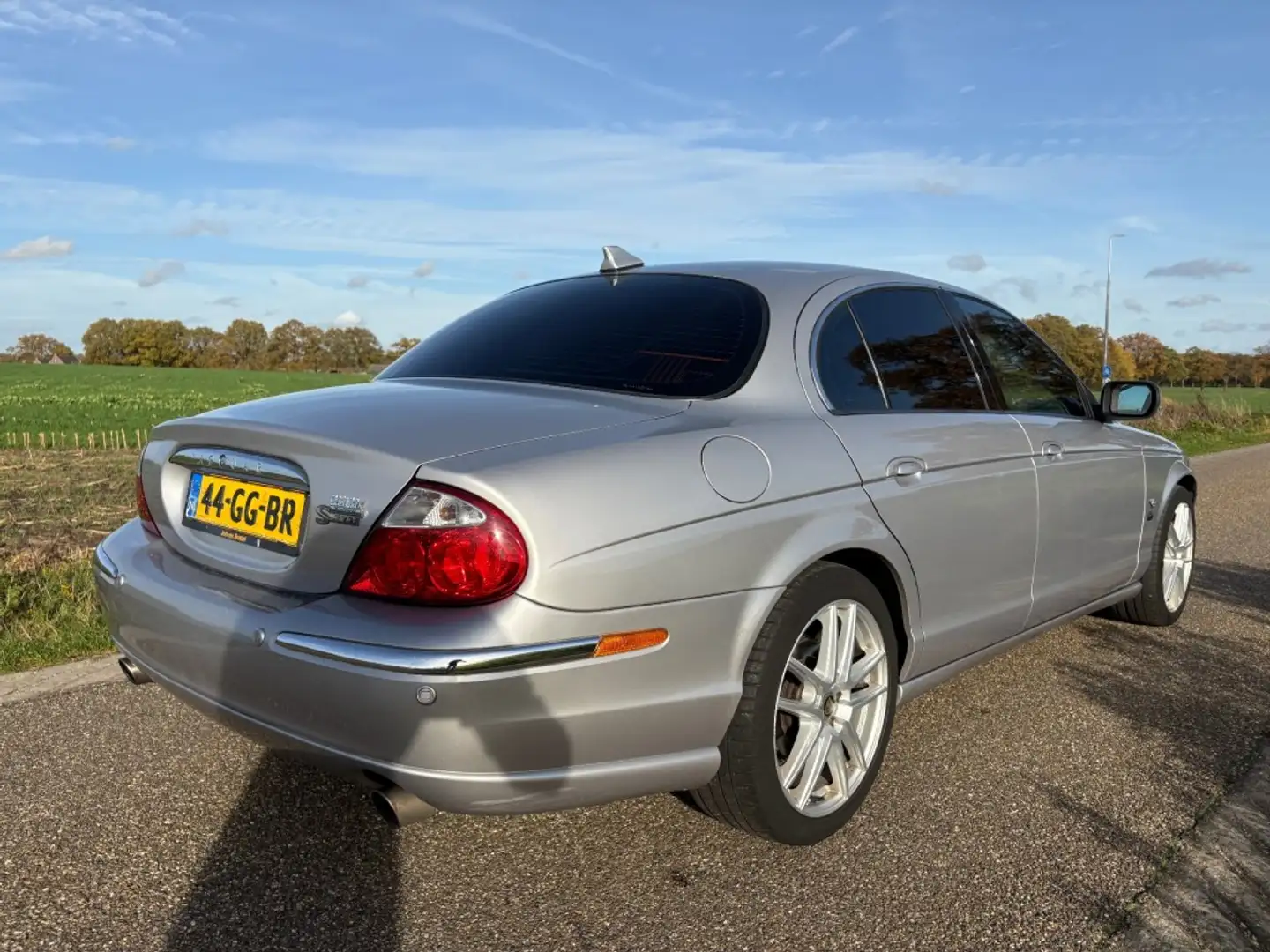 Jaguar S-Type 4.0 V8 / AUTOMAAT / BOMVOL / NIEUWE APK Gris - 2
