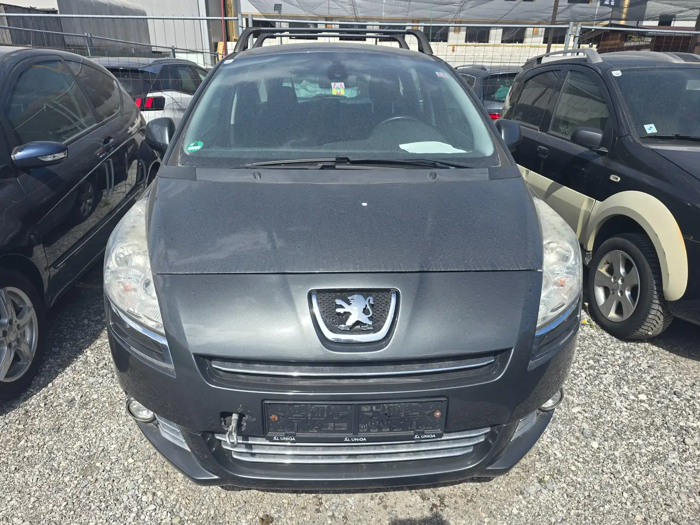 Peugeot 5008 Active Motorschaden Grau - 2