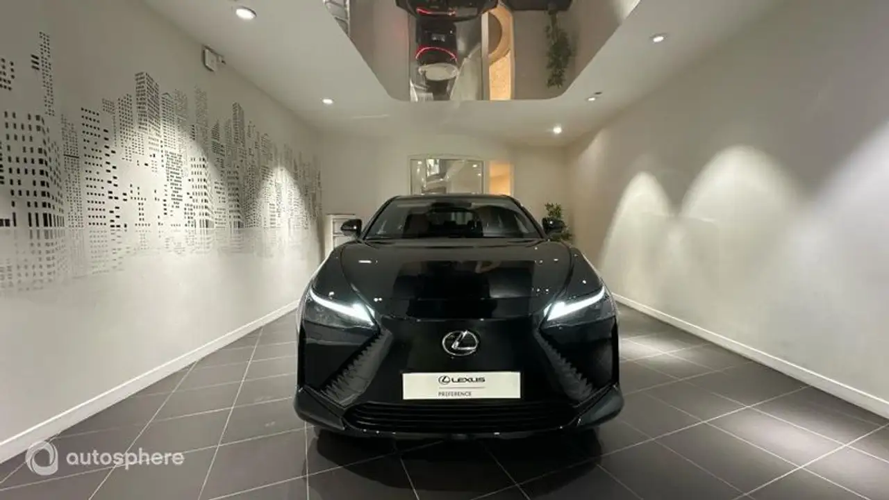 Lexus RZ 2026