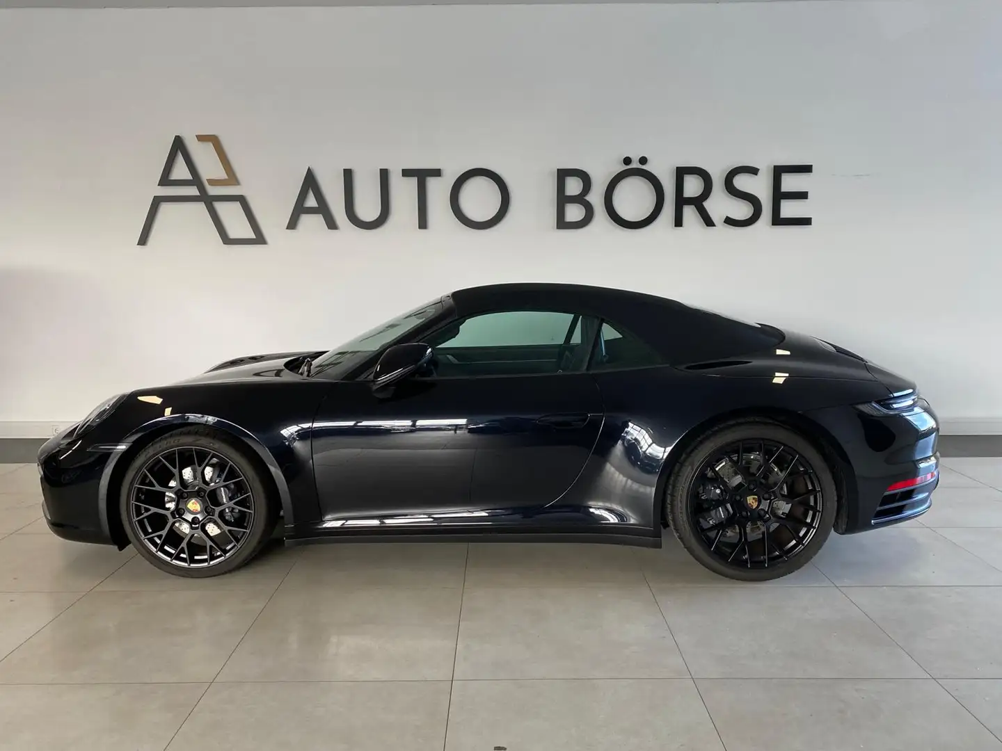 Porsche 992 911 CARRERA CABRIO*NAVI*LEDER*360°*KESSY*LED Schwarz - 2