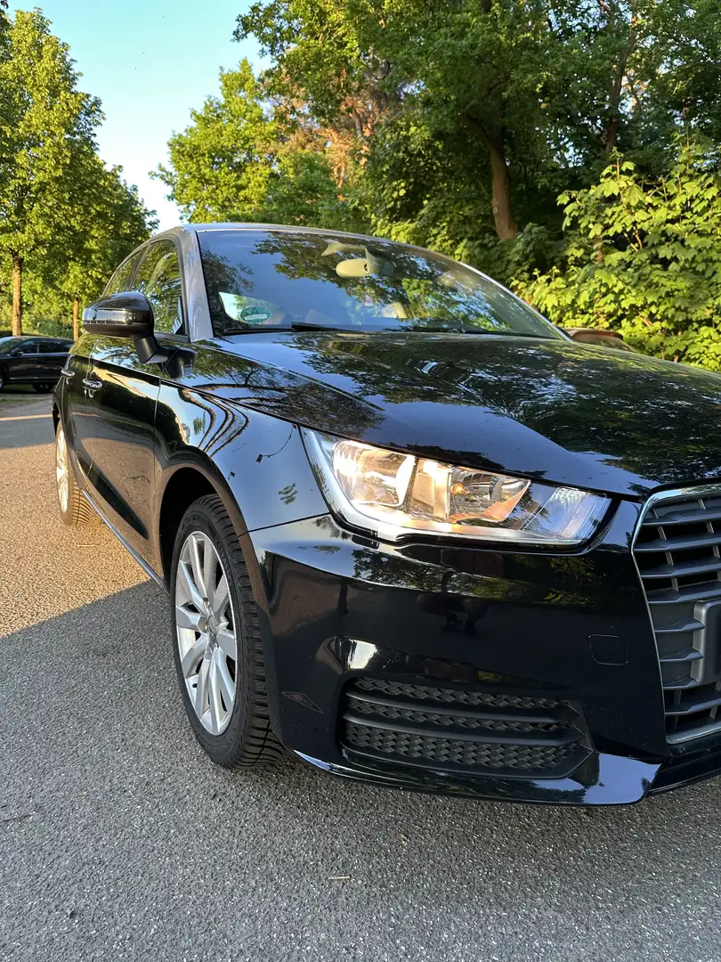 Audi A1 1.0 TFSI ultra Sportback design - 1